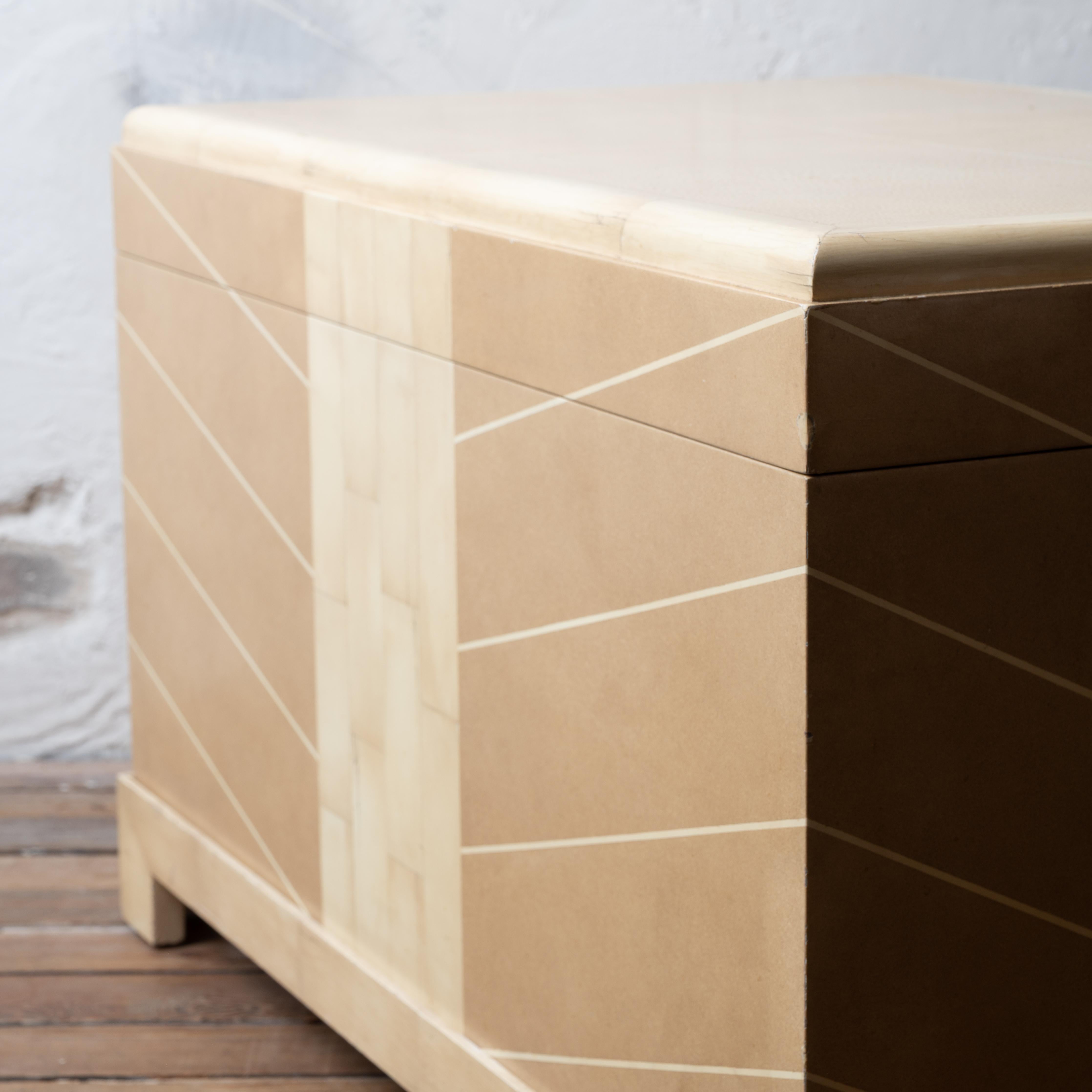 Caja de Kioto Karl Springer sobre soporte, c.1970 en venta 1