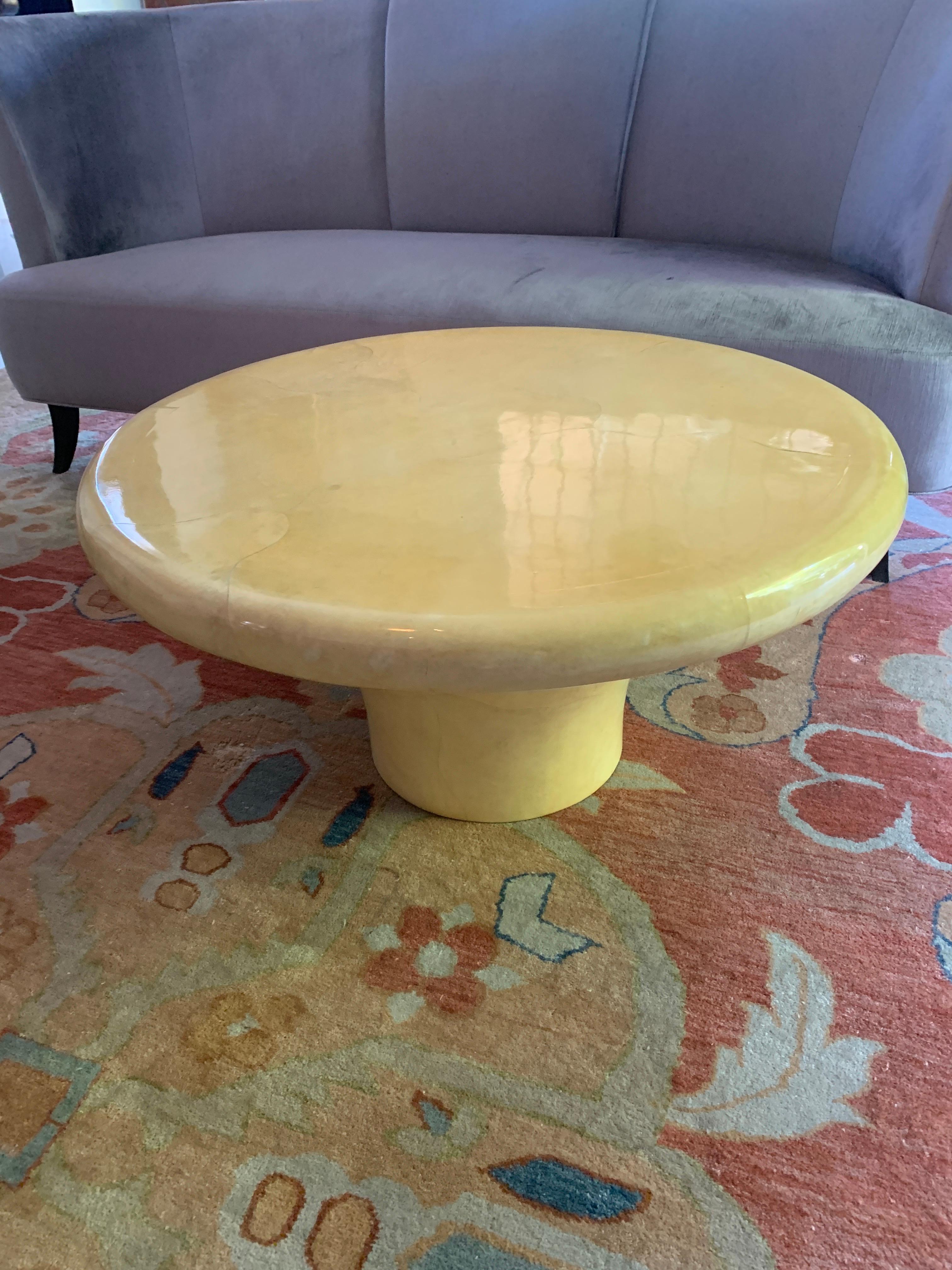 Table basse champignon en peau de chèvre laquée Karl Springer en vente 2