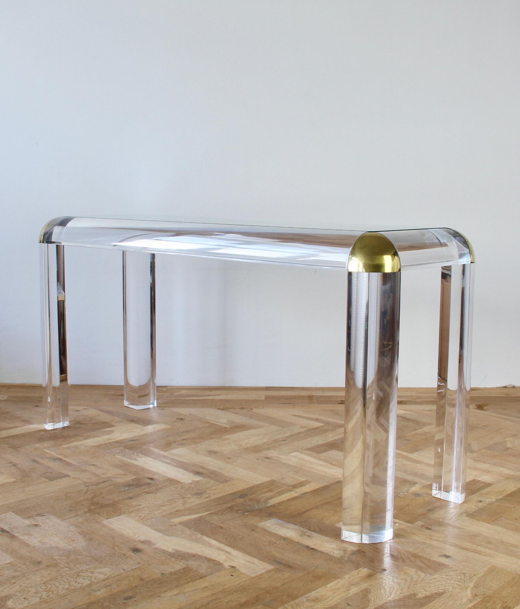 Karl Springer Style Large Lucite Brass and Glass Console / Sofa Table, 1980s In Good Condition For Sale In Landau an der Isar, Bayern