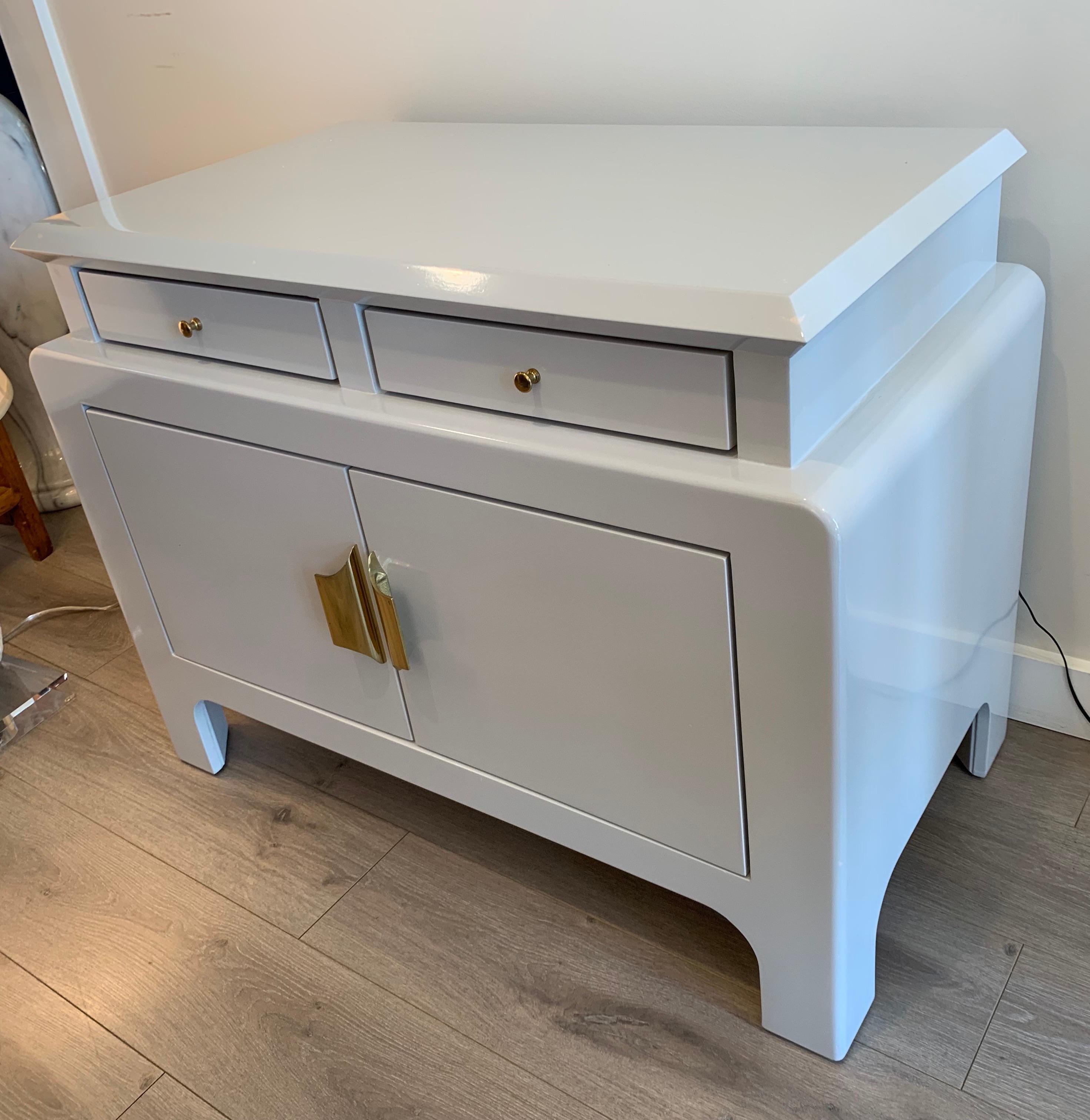 Light Gray Newly Refurbished Chinoiserie Style Chest Commode In Good Condition In West Hartford, CT