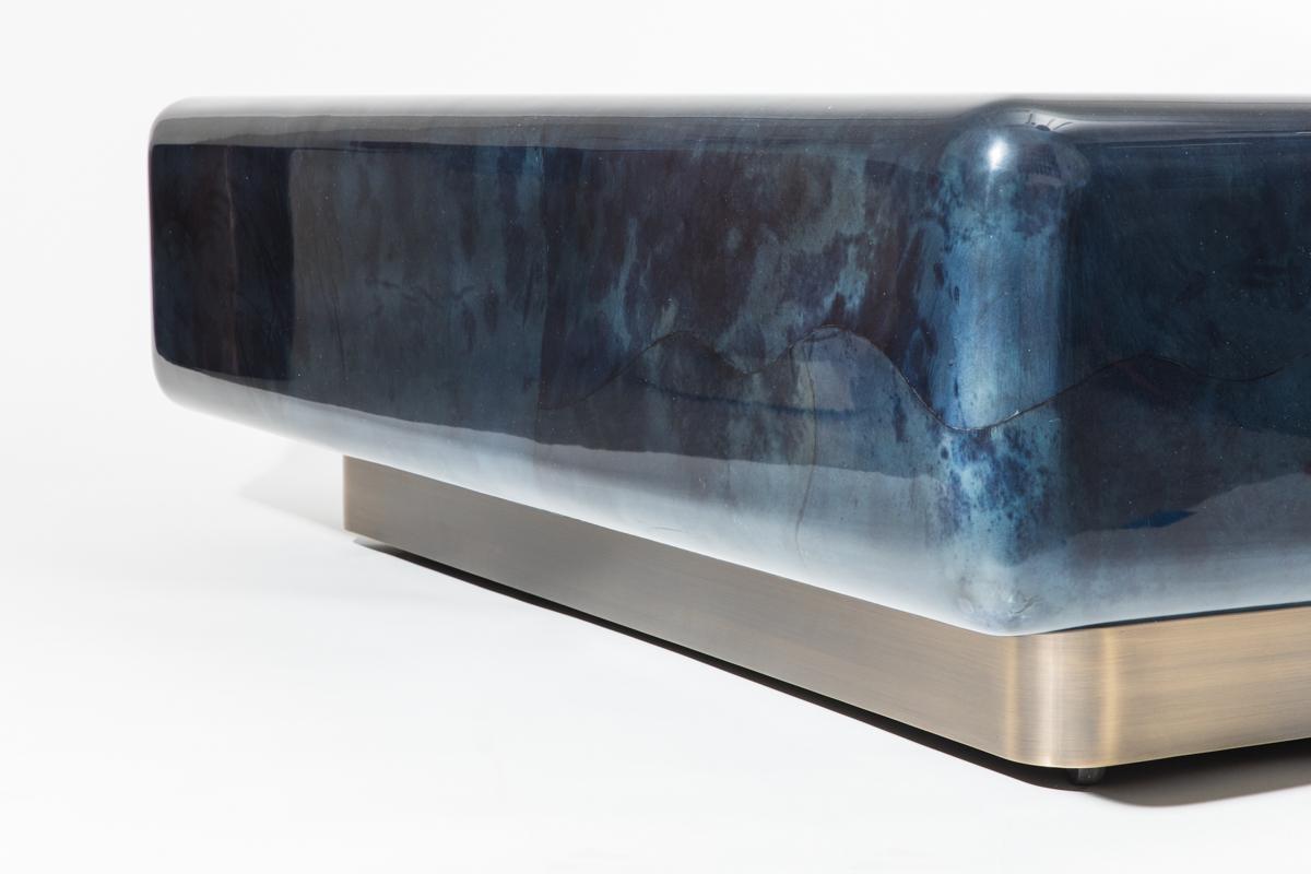 Contemporary Karl Springer LTD, Lacquered Goatskin Pedestal Base Low Table, USA For Sale