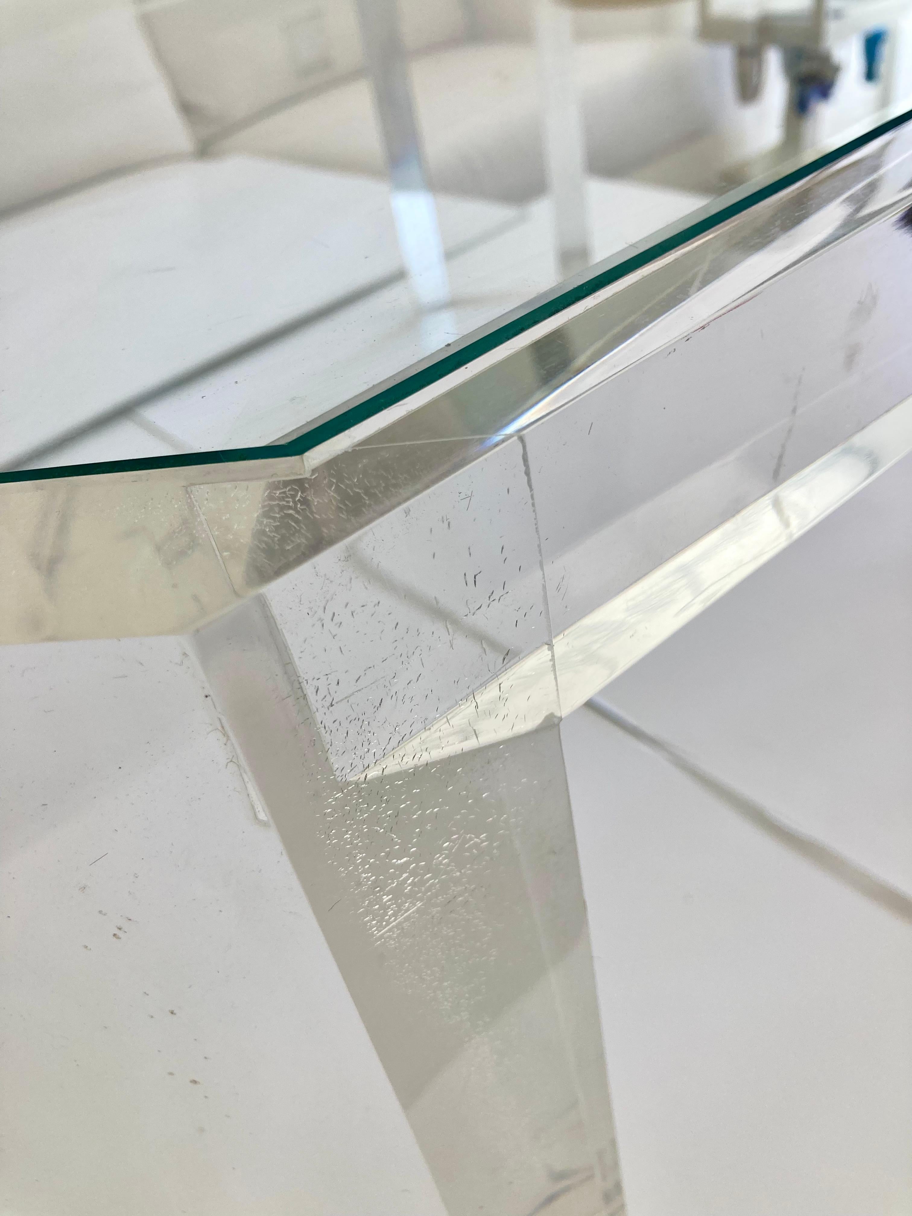 Karl Springer Lucite Coffee Table With Angle Corners im Angebot 6