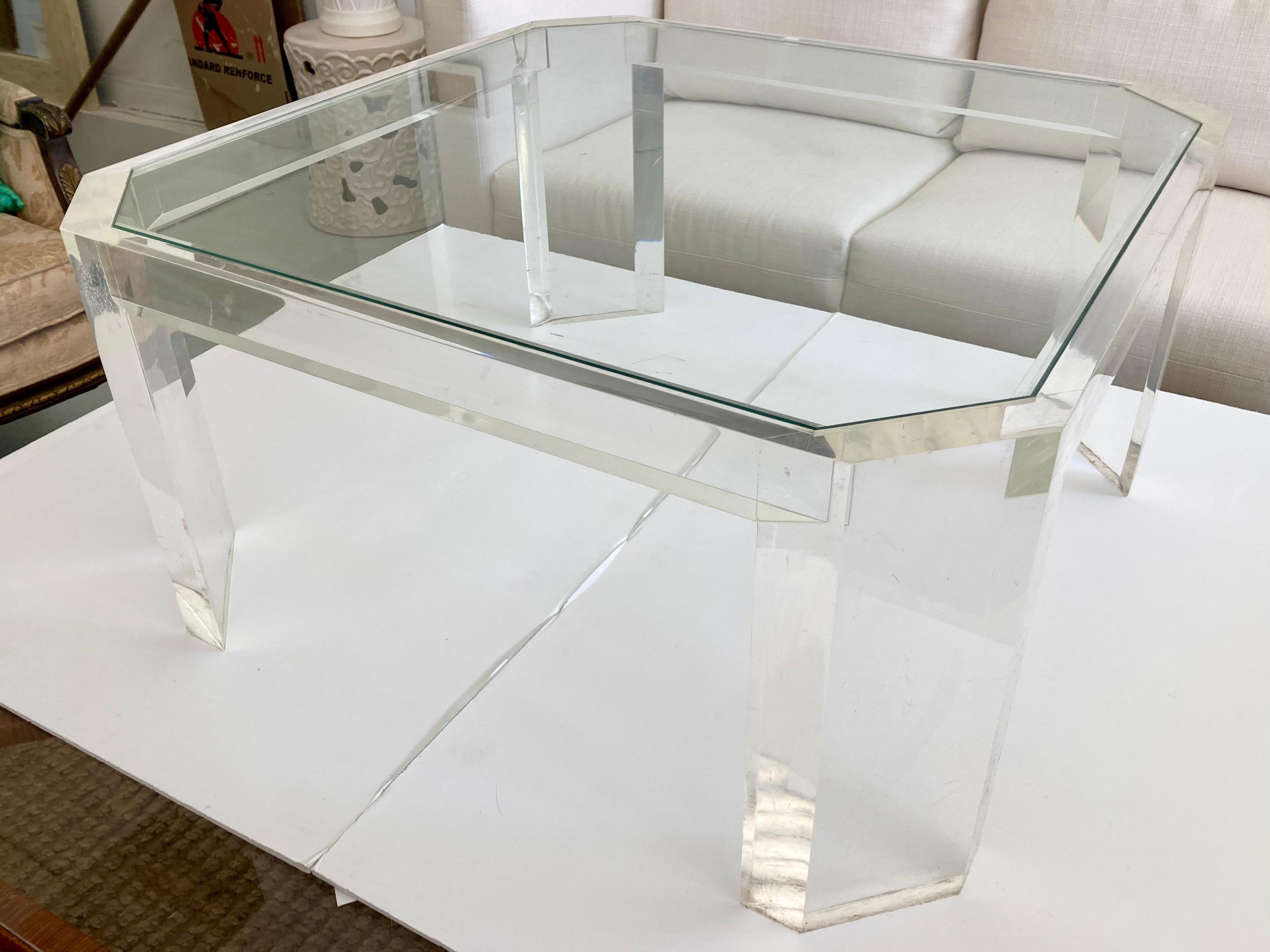 Karl Springer Lucite Coffee Table With Angle Corners im Angebot 1