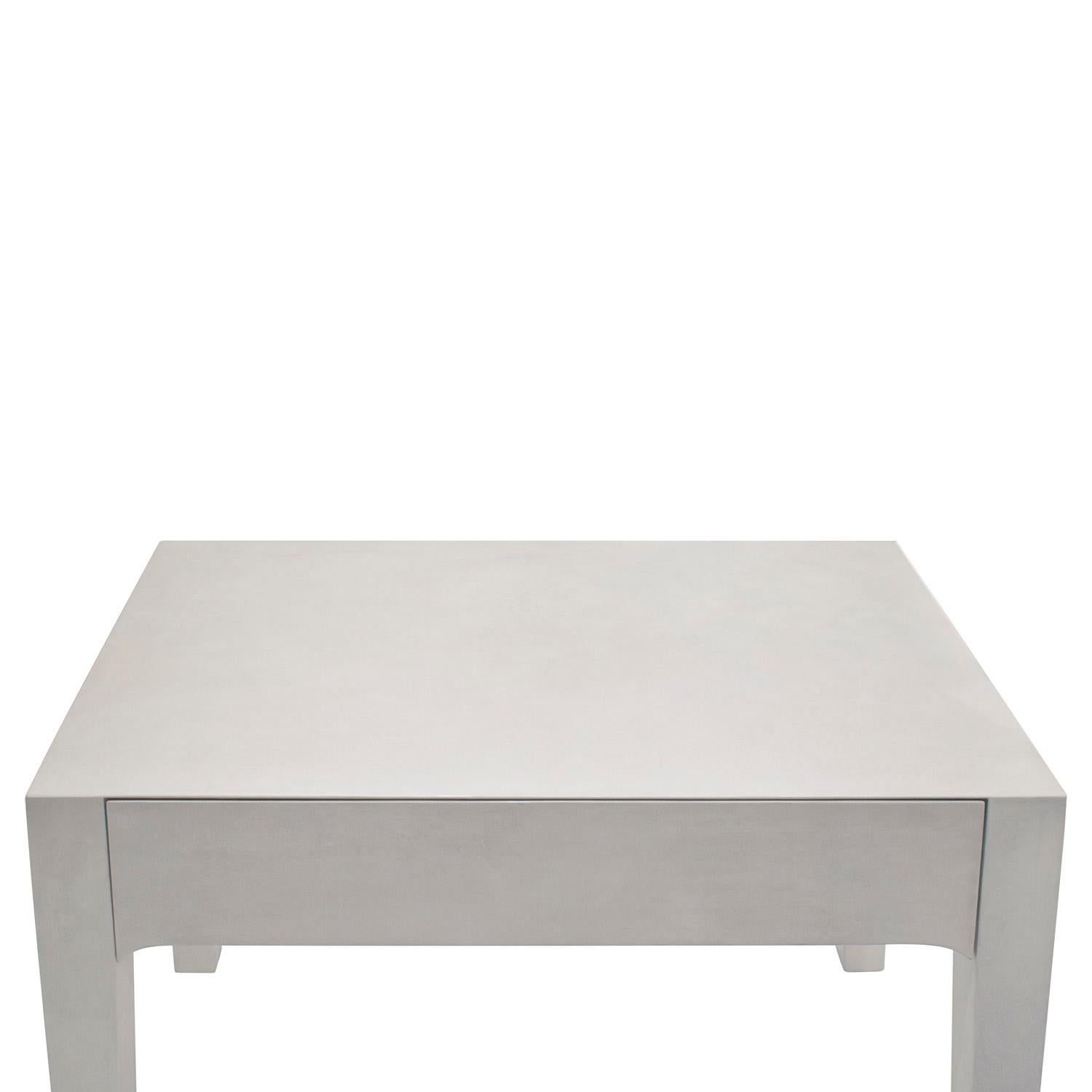 American Karl Springer Pair of Bedside Tables in Lacquered Barkwood 1986 (Signed & Dated)