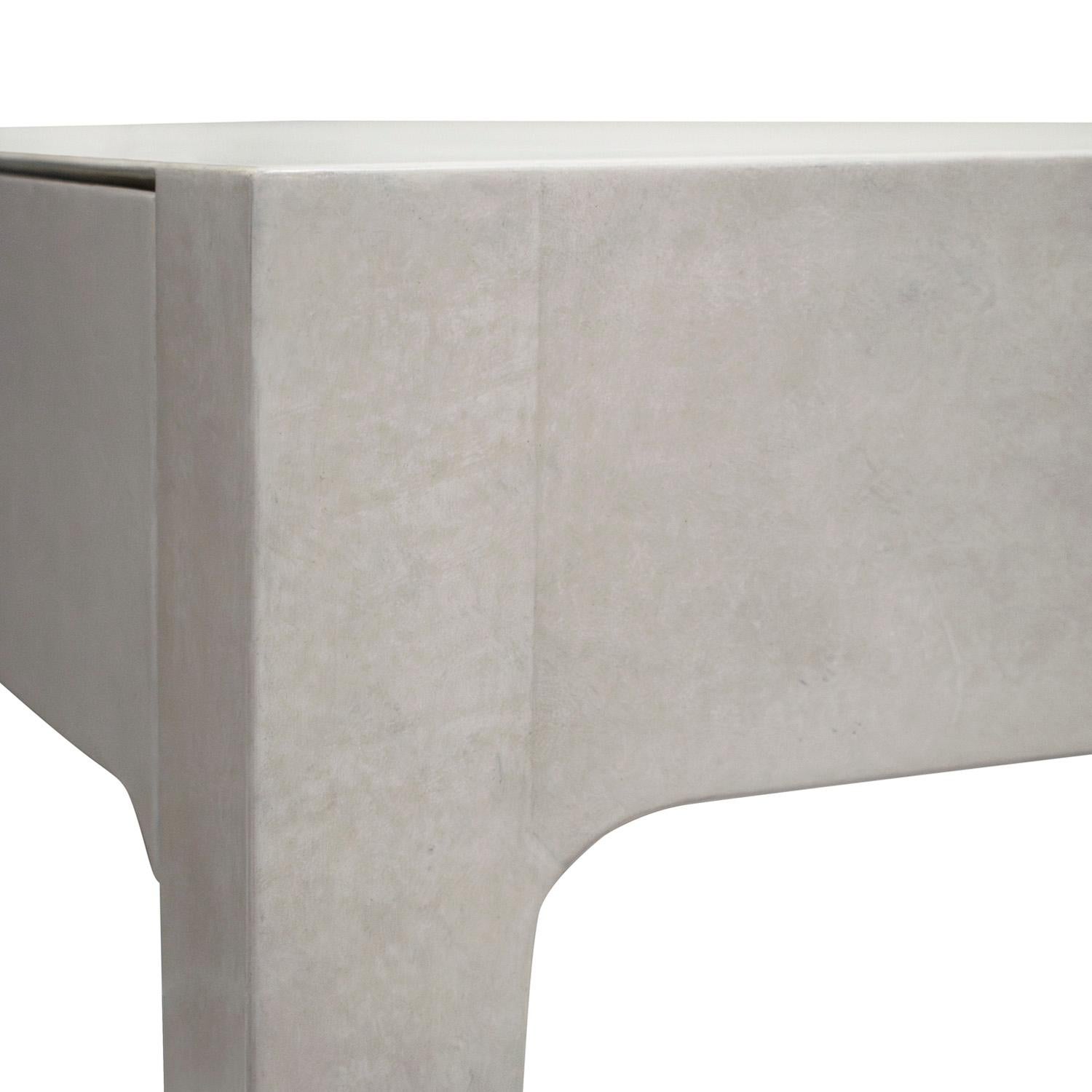 Karl Springer Pair of Bedside Tables in Lacquered Barkwood 1986 (Signed & Dated) In Excellent Condition In New York, NY