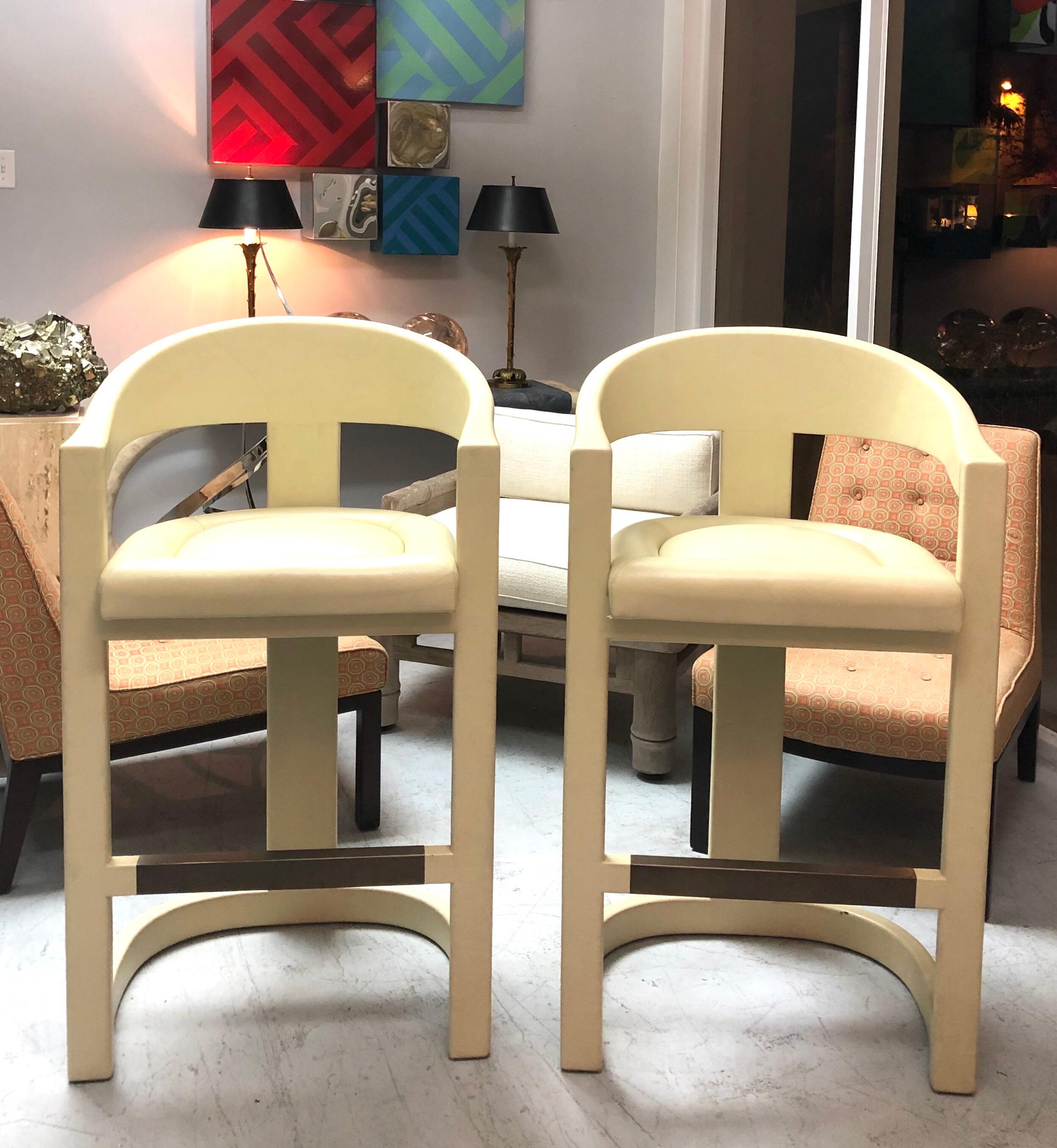 Karl Springer Pair of Leather Clad Onassis Bar Stools In Good Condition In Miami, FL