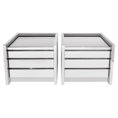 Paire de tables de chevet rares Karl Springer en acier inoxydable poli des années 1980
