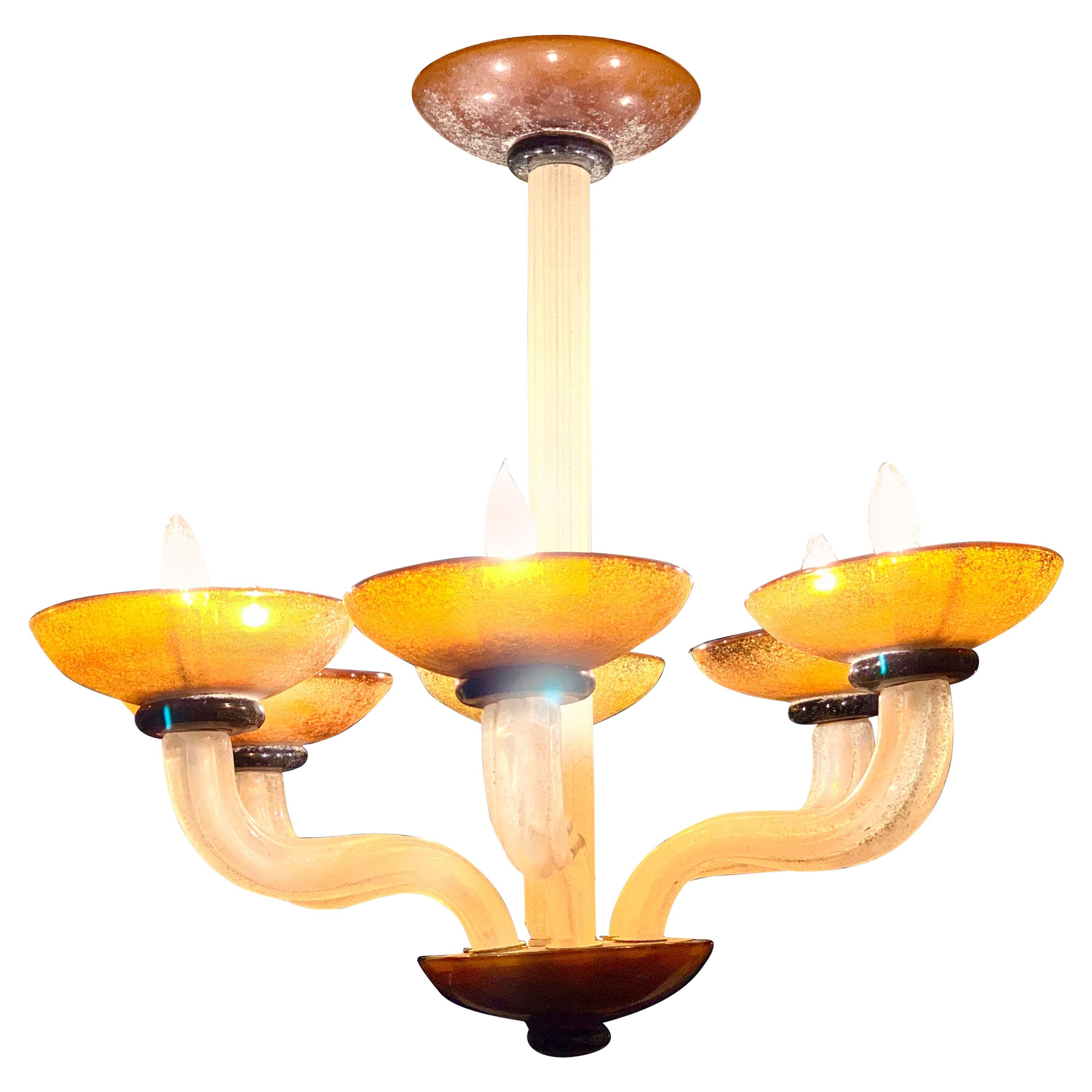 Karl Springer Seguso Fluted Cream and Amber Scavo Murano Glass Chandelier, 1980 Karl Springer Seguso Fluted Cream and Amber Scavo Murano Glass Chandelier, 1980