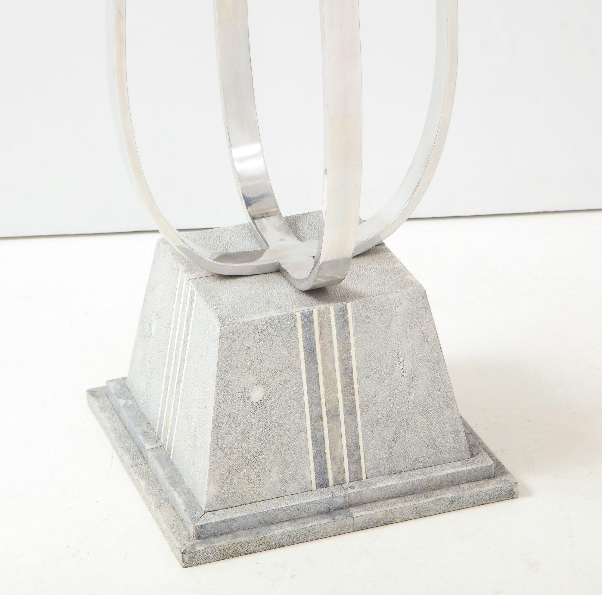 Pedestal/pedestal de piel de raya Karl Springer en Bueno estado para la venta en New York, NY