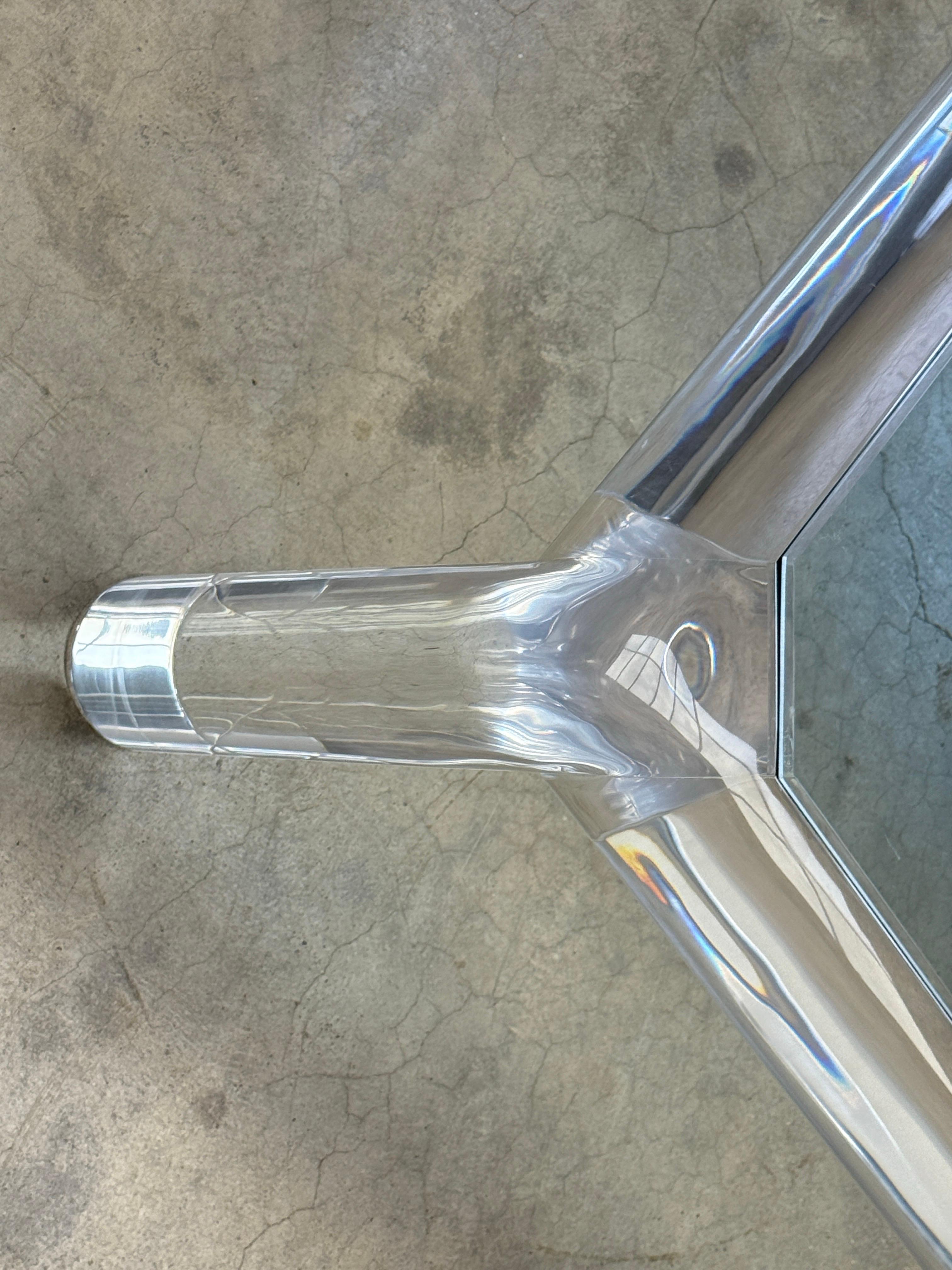 Karl Springer Signiert 'Mark II' Lucite Couchtisch im Angebot 15