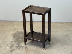 Mesa auxiliar de piel de serpiente firmada por Karl Springer