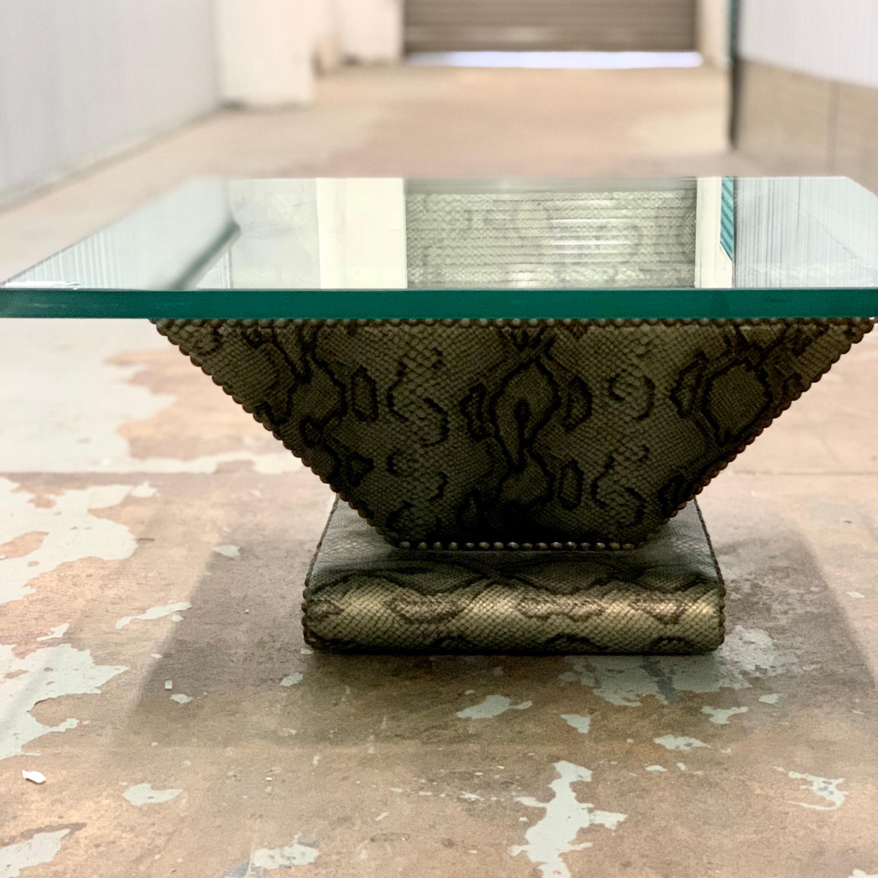 Karl Springer Snake-Textured Leather and Bronze Regency Modern Cocktail Table In Good Condition For Sale In Brooklyn, NY