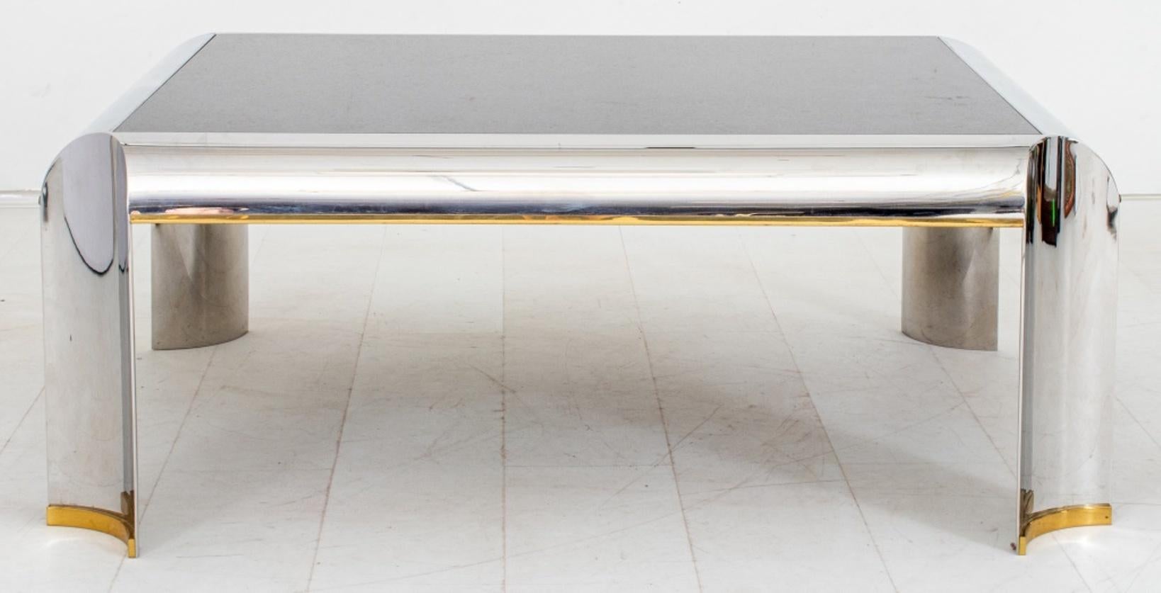 Postmoderne Table basse de style Karl Springer à plateau en marbre chromé en vente