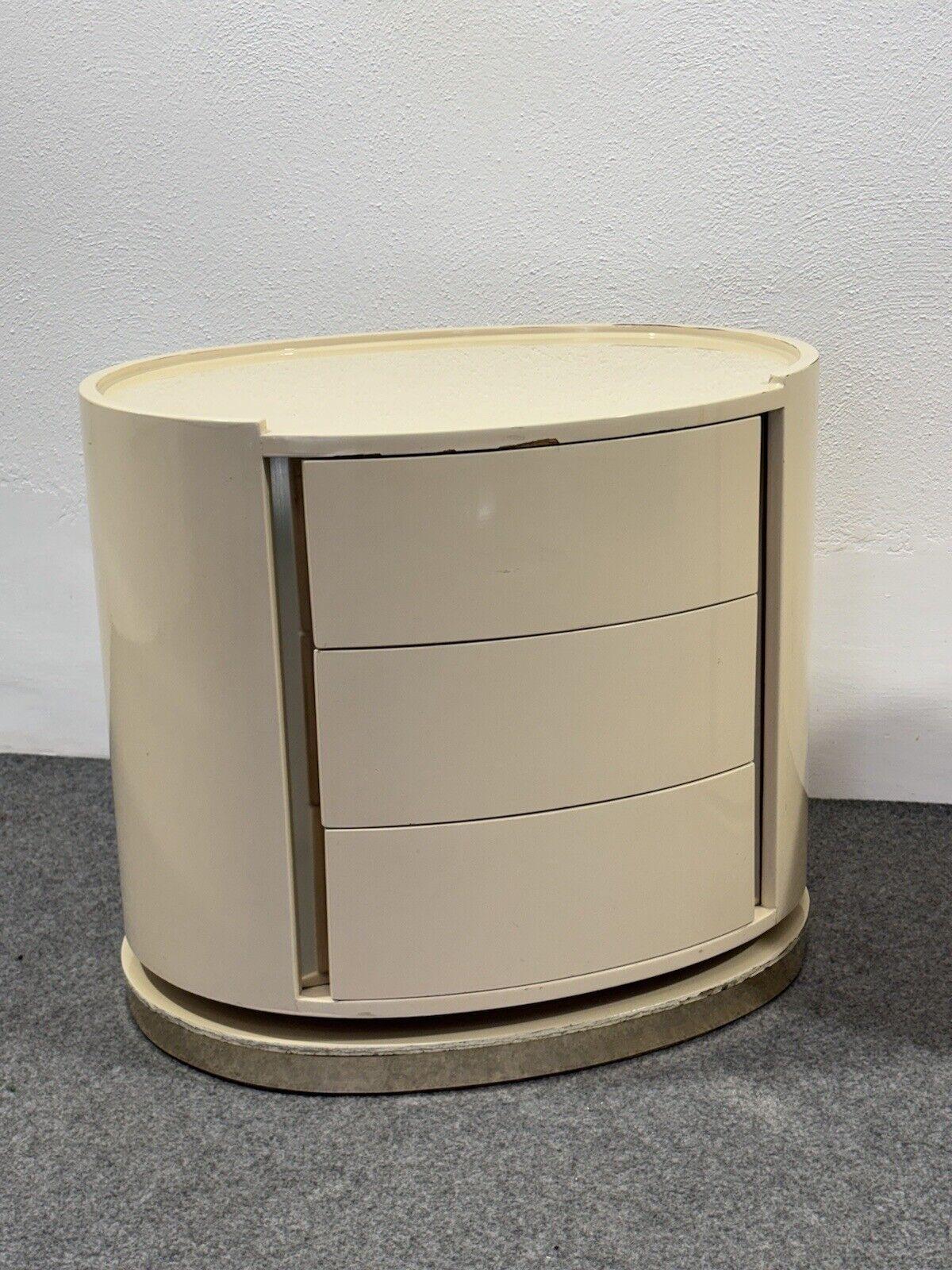 Italian Karl Springer Style Pair of bedside tables space Agedesign Modernism 1970's For Sale