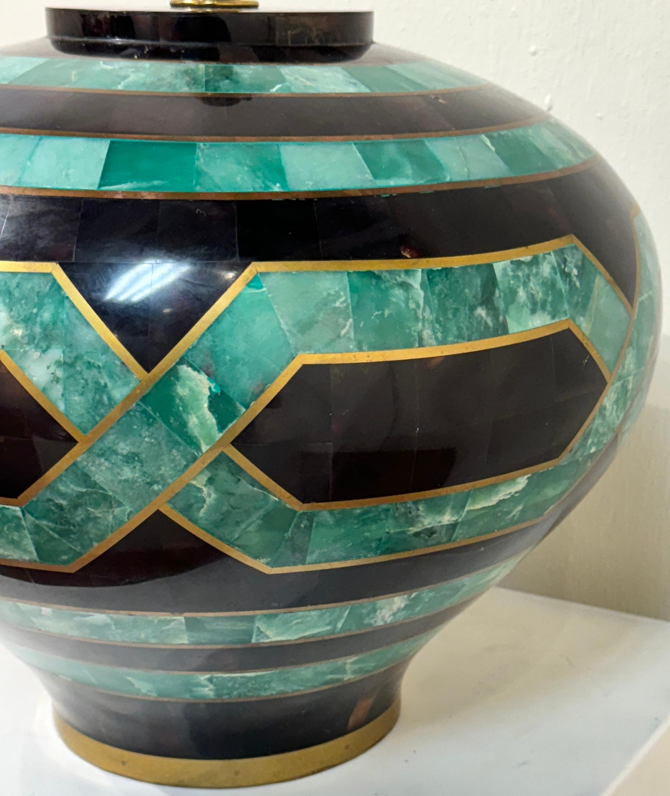 20th Century Karl Springer Style Coromandel, Malachite Lacquer & Brass Inlaid Table Lamp For Sale
