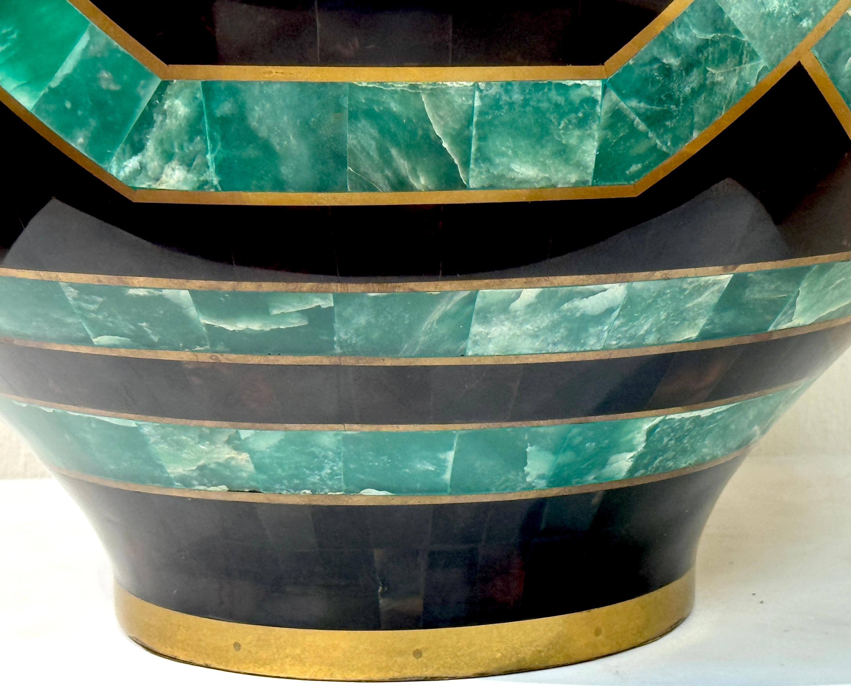 Karl Springer Style Coromandel, Malachite Lacquer & Brass Inlaid Table Lamp For Sale 1