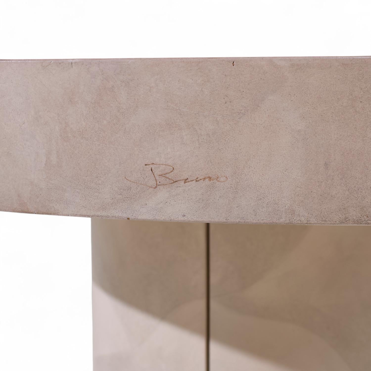 Table de salle à manger extensible en fausse peau de chèvre avec 4 abattants, style Karl Springer en vente 6