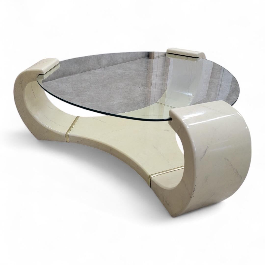 Postmoderne Table basse en fausse peau de chèvre MCM Karl Springer Style en vente