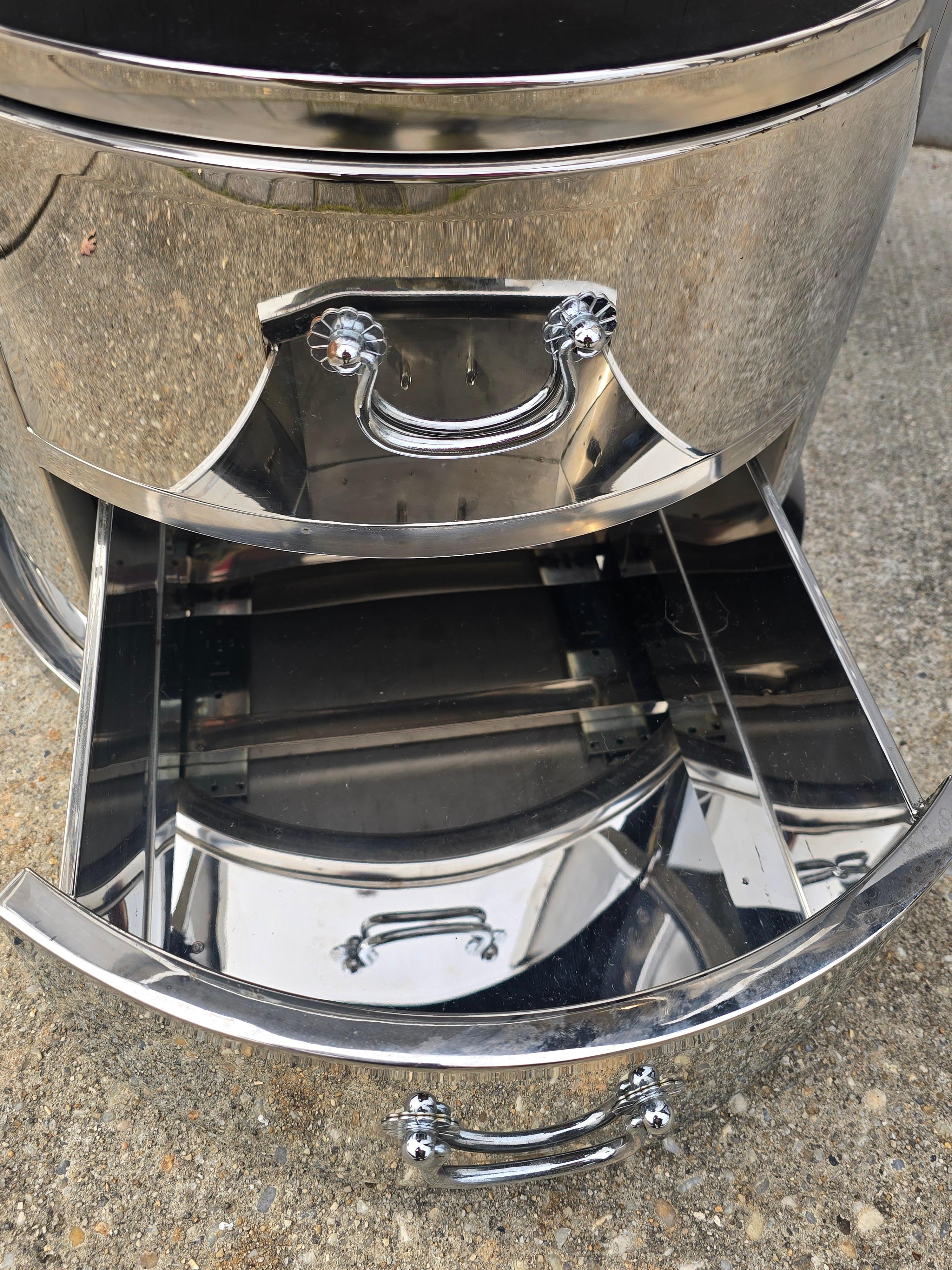 Acier inoxydable Tables à tambour en acier inoxydable forgé de style Karl Springer en vente