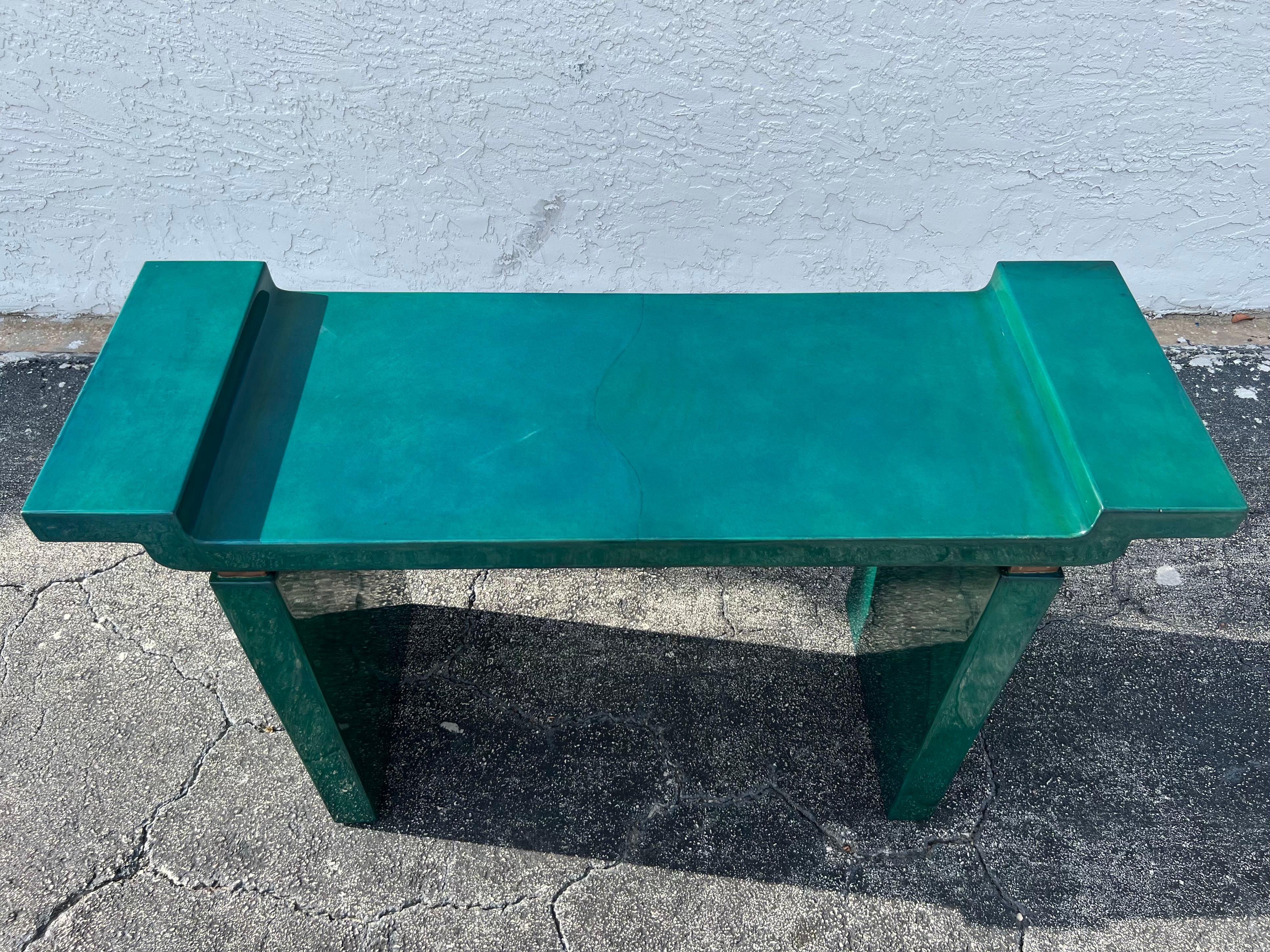 Karl Springer Style Green Lacquered Goatskin Console Table  In Good Condition For Sale In West Palm Beach, FL