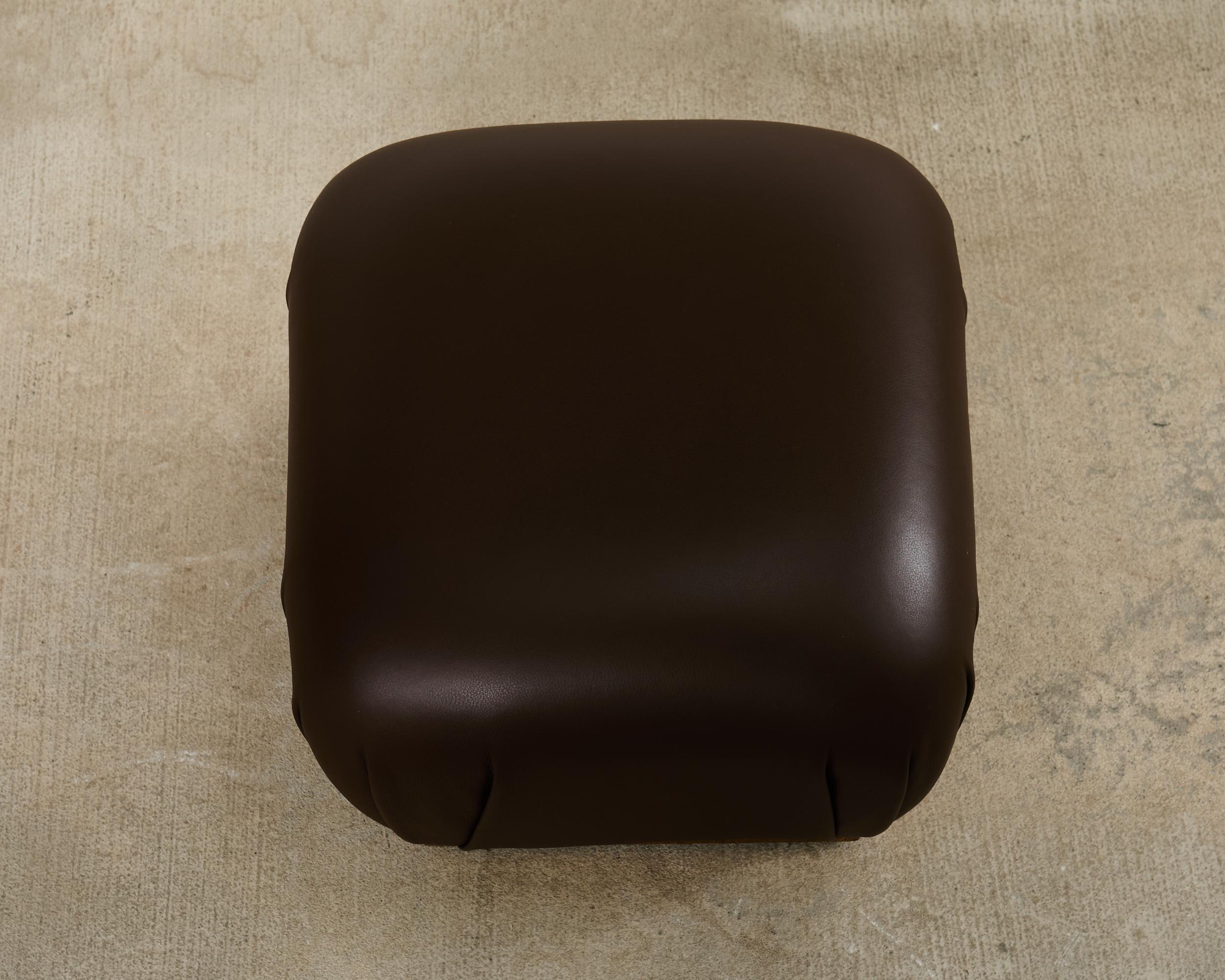 Américain Tabouret Pouf en cuir de style Karl Springer en vente