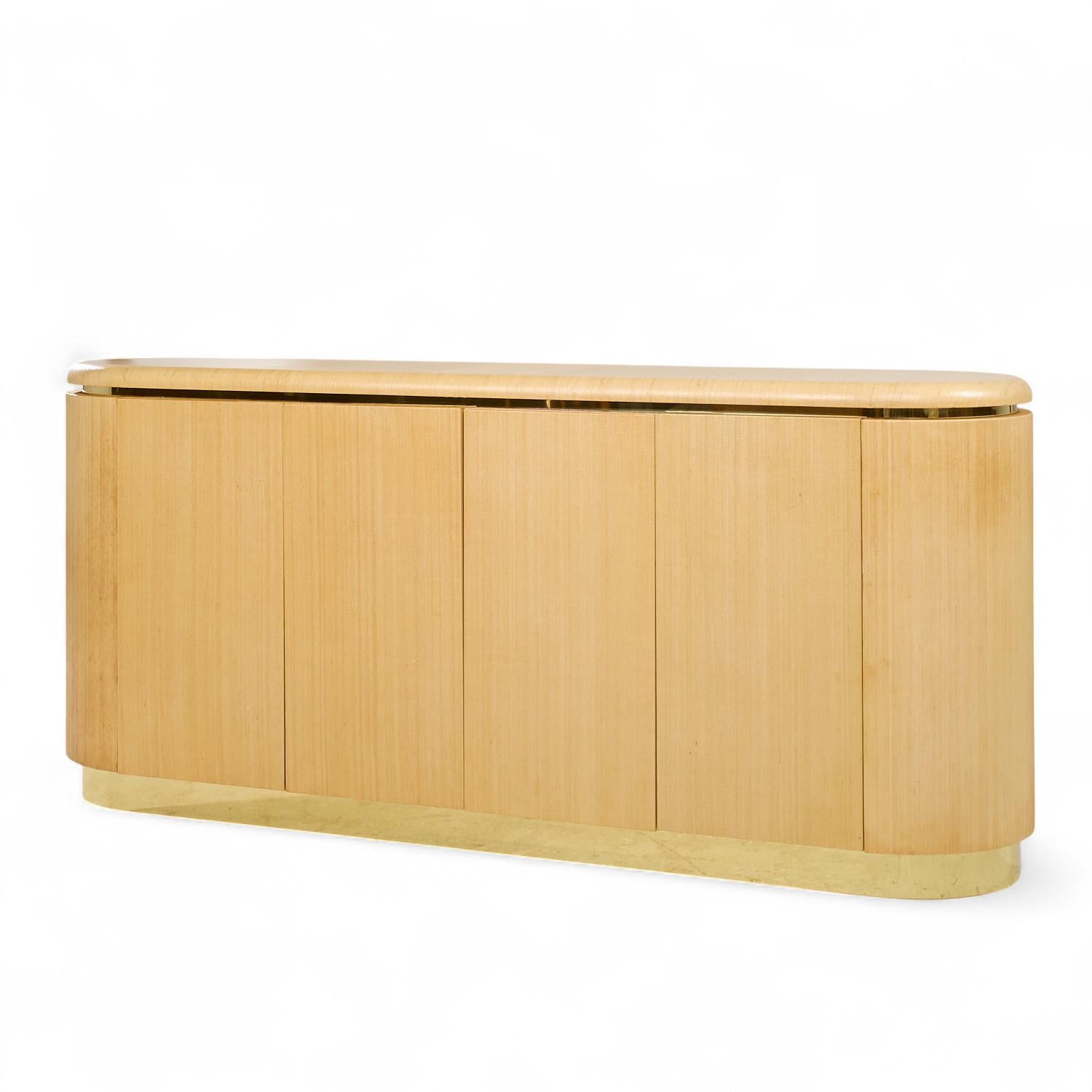 Mid-Century Modern Crédence de style Karl Springer du milieu du siècle en toile d'herbe et laiton en vente