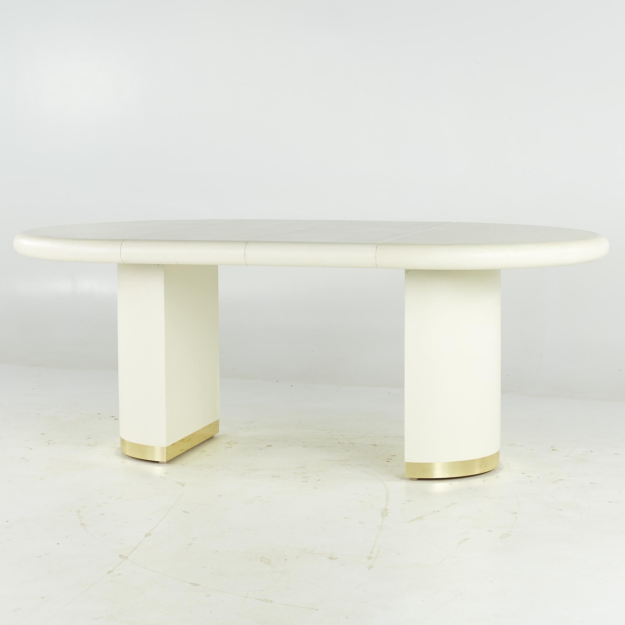 Karl Springer Style Midcentury Grass Cloth and Brass Expanding Dining Table For Sale 1