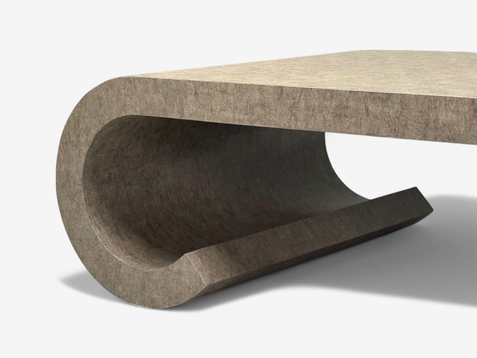 Karl-Springer-Stil, Mid-Century Modern, graues Kunstchagrin, Couchtisch, 1980er im Angebot 1