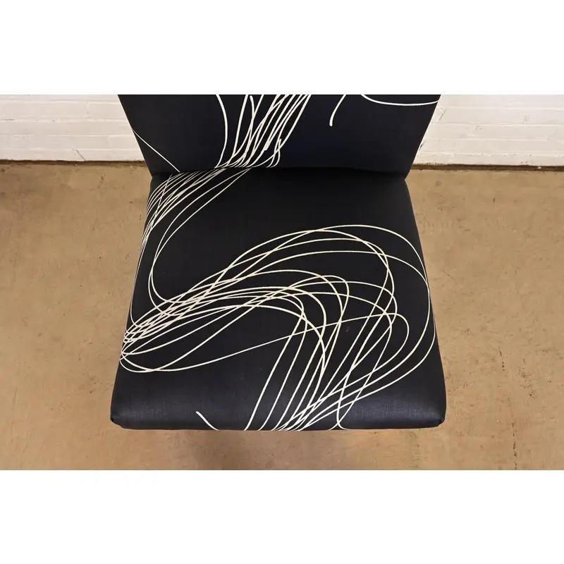 Sedie da pranzo moderne Parsons imbottite in stile Karl Springer, coppia in vendita 3