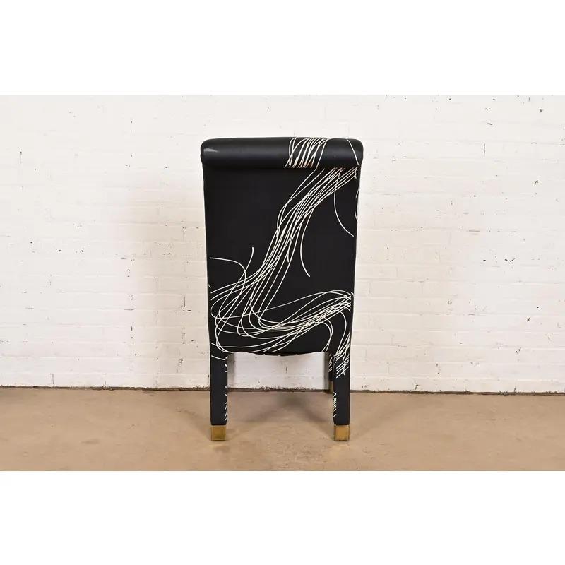 Sedie da pranzo imbottite Parsons moderne in stile Karl Springer, set di quattro sedie in vendita 4