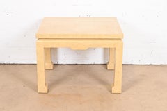 Moderner Beistelltisch mit Schlangenhautprägung im Karl-Springer-Stil