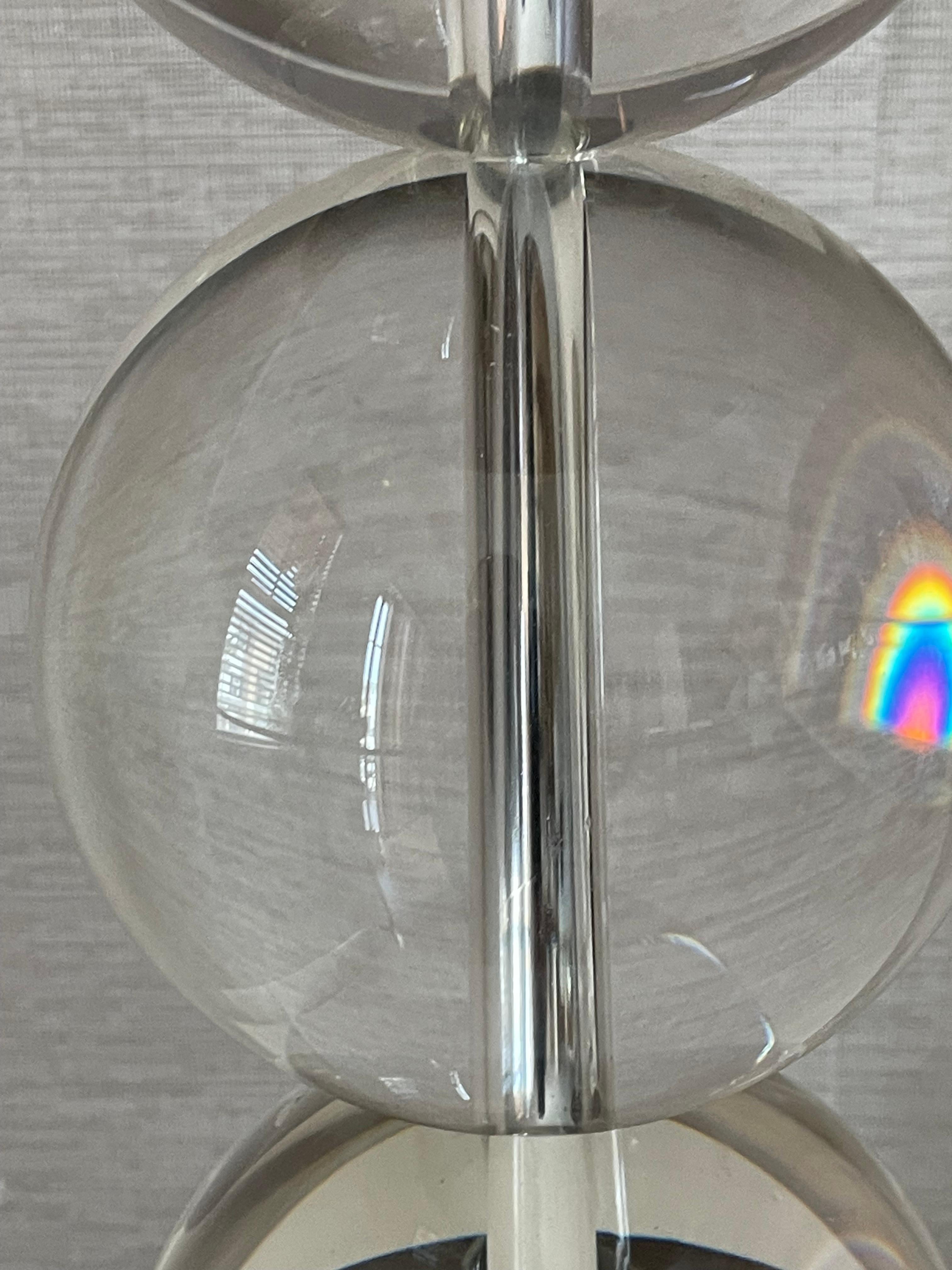 Milieu du XXe siècle Paire de lampes à globes en verre de style Karl Springer en vente