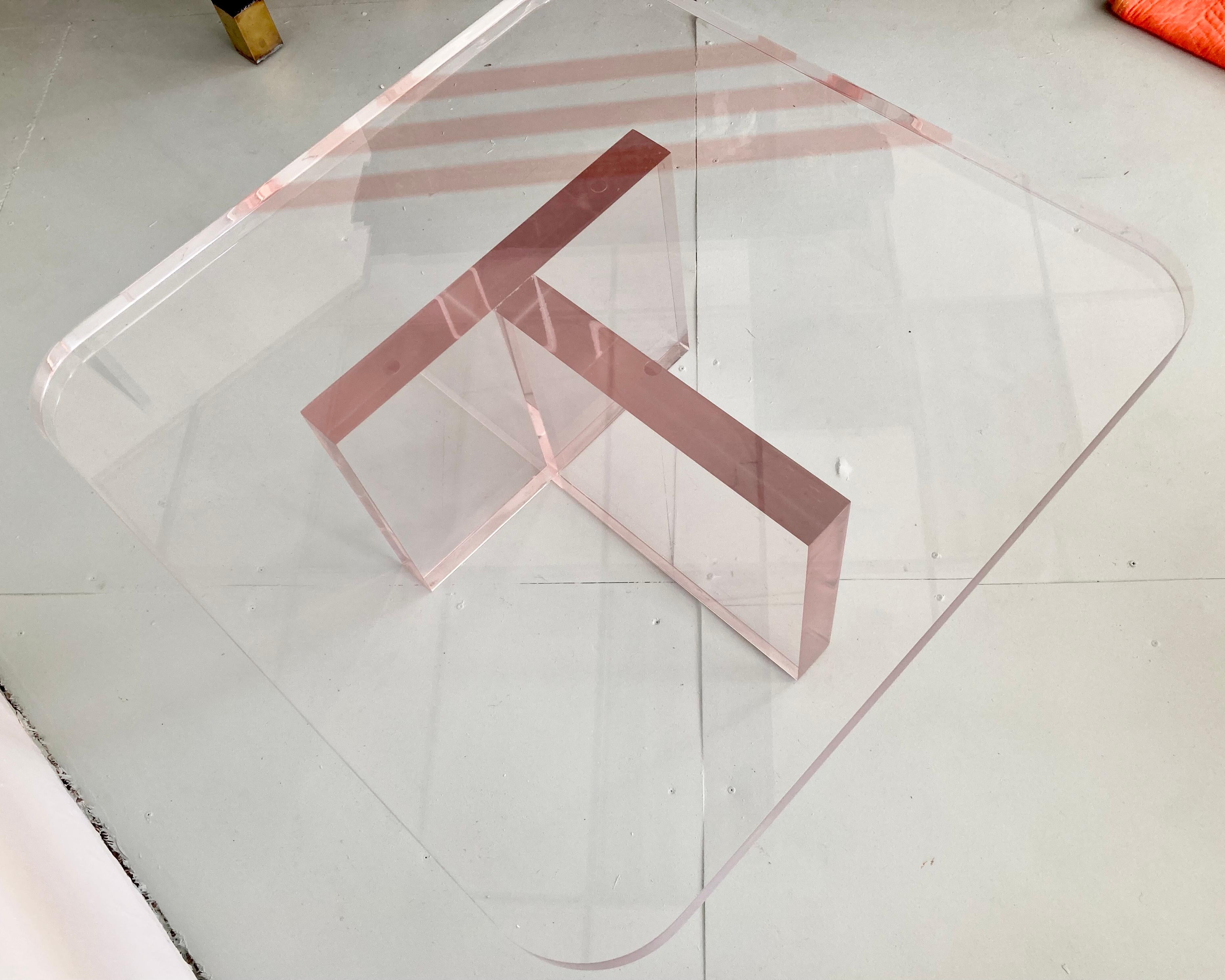 Karl Springer Style Rose Tinted Lucite Coffee Table In Good Condition For Sale In Los Angeles, CA