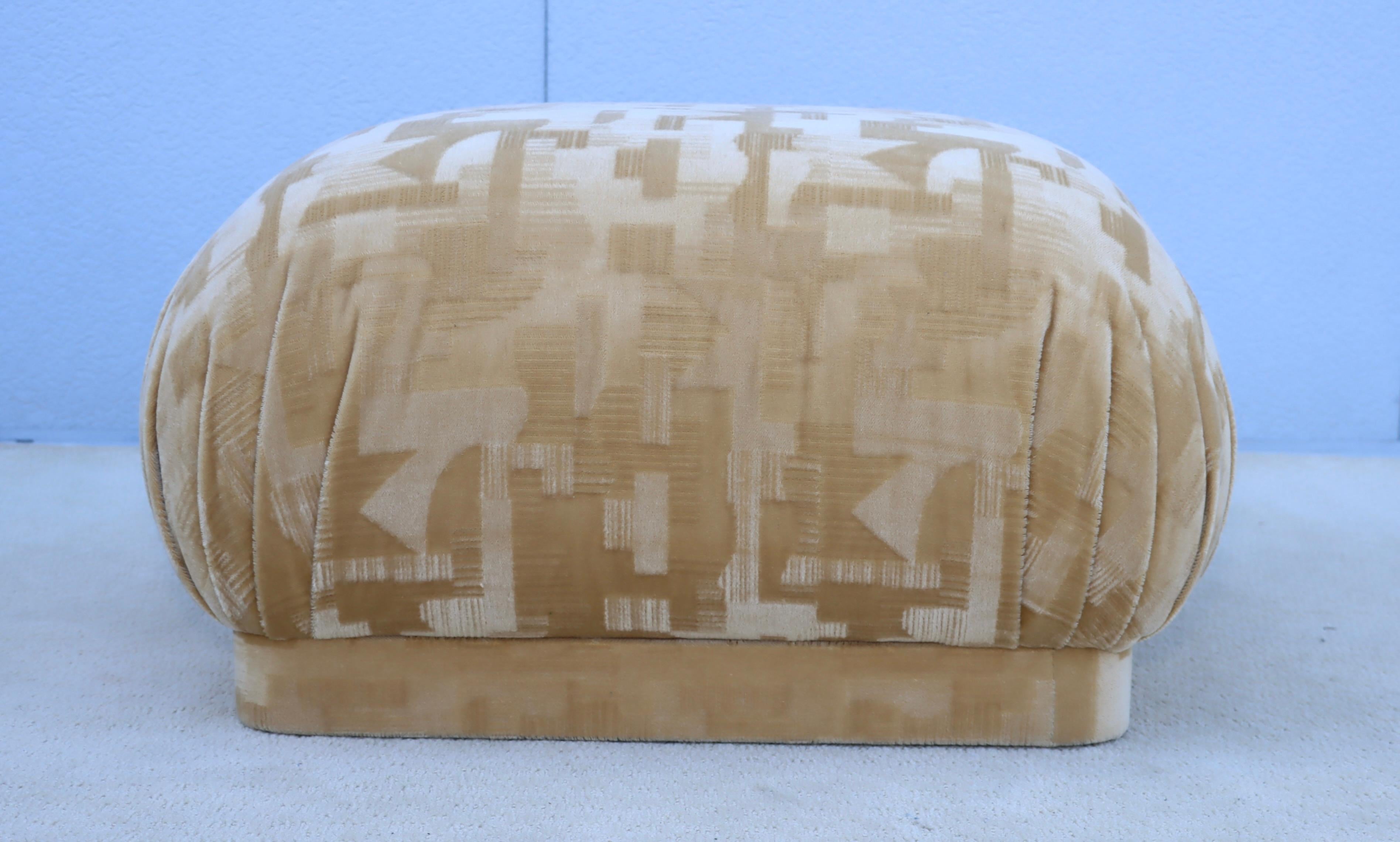 American Karl Springer Style Souffle Ottoman In Mohair Fabric 1980's Design
