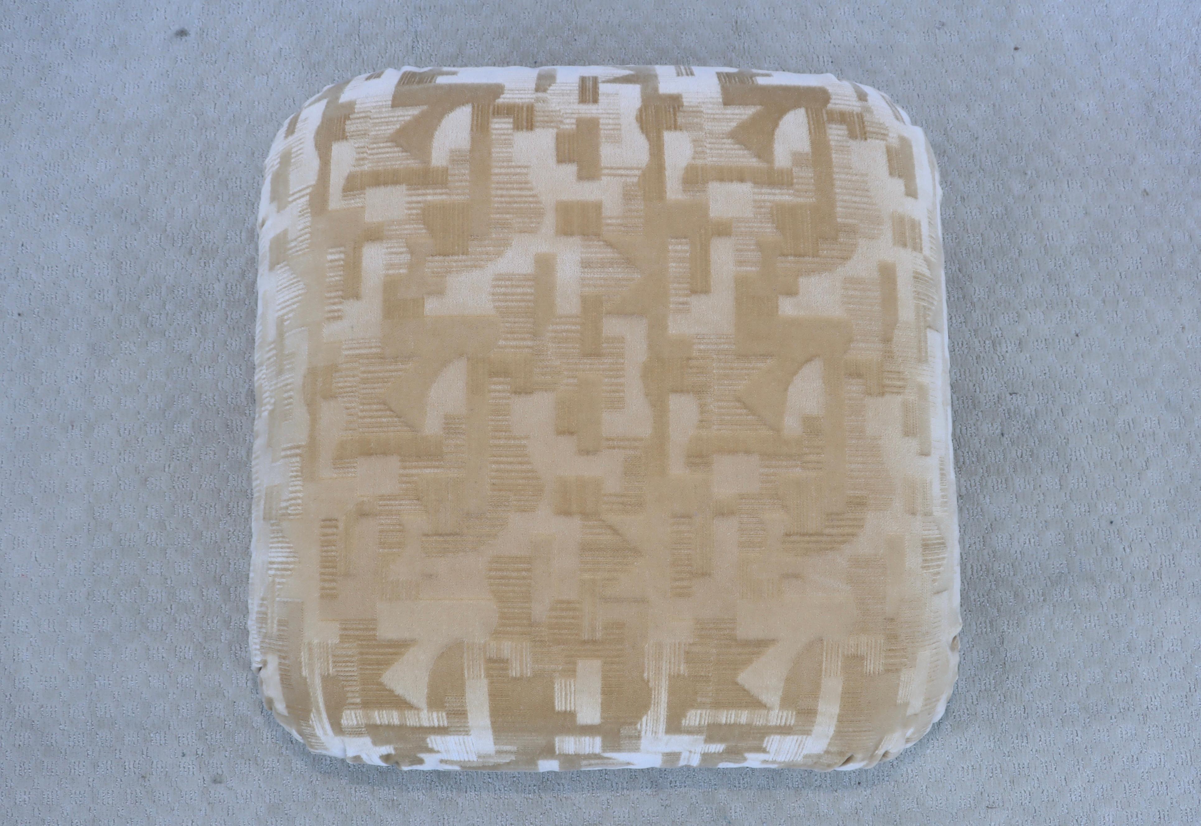 Karl Springer Style Souffle Ottoman In Mohair Fabric 1980's Design 3