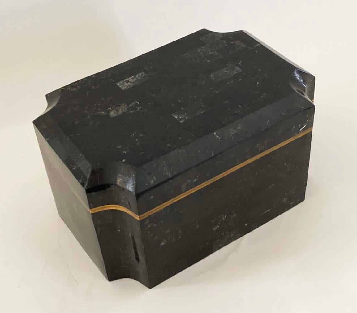Caja de piedra teselada Karl Springer con interior de piel de zapa Moderno de mediados de siglo en venta