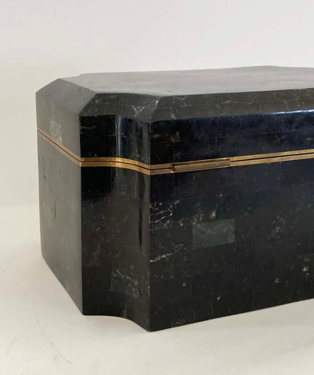 Caja de piedra teselada Karl Springer con interior de piel de zapa Estadounidense en venta