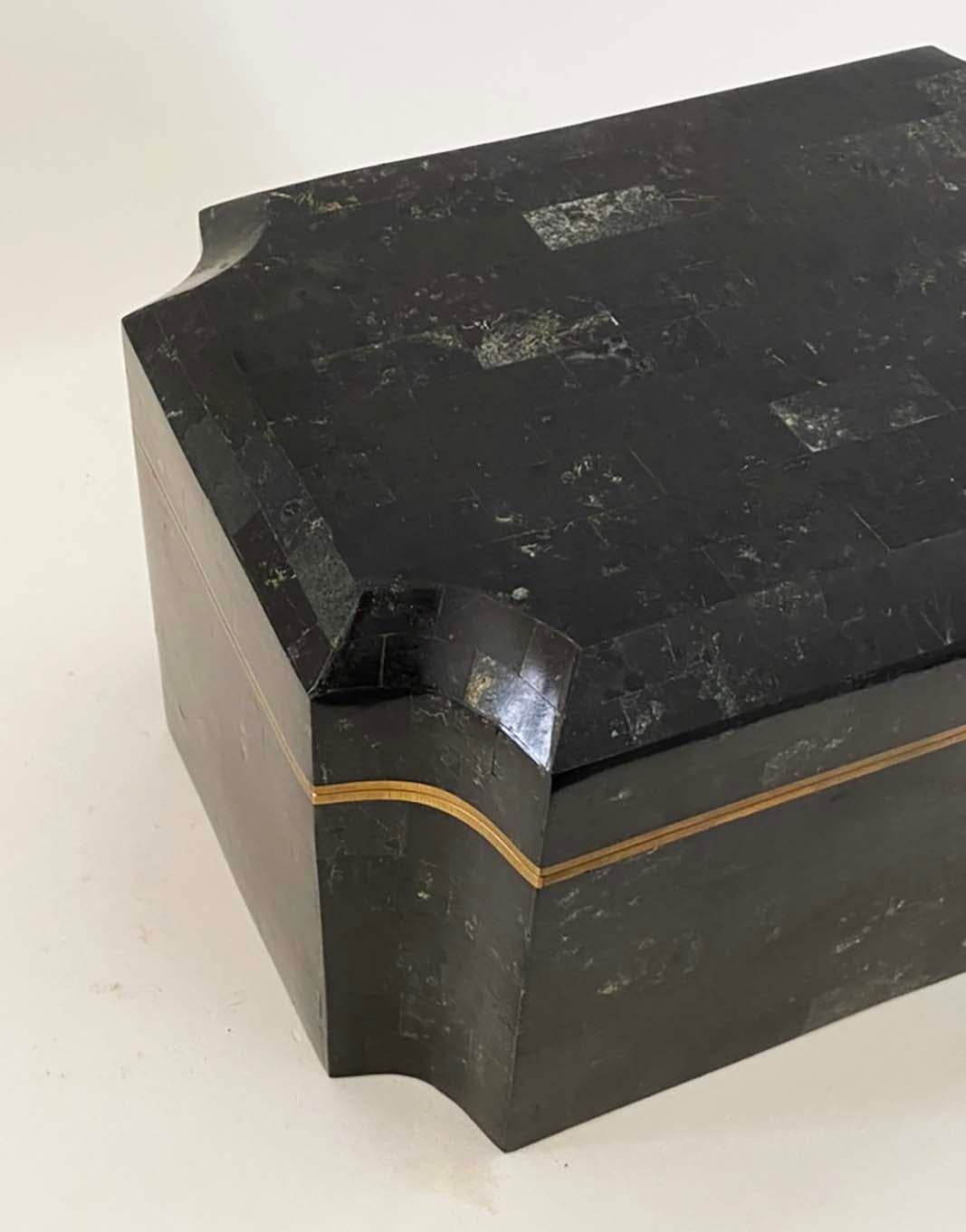 Caja de piedra teselada Karl Springer con interior de piel de zapa en Bueno estado para la venta en Minneapolis, MN