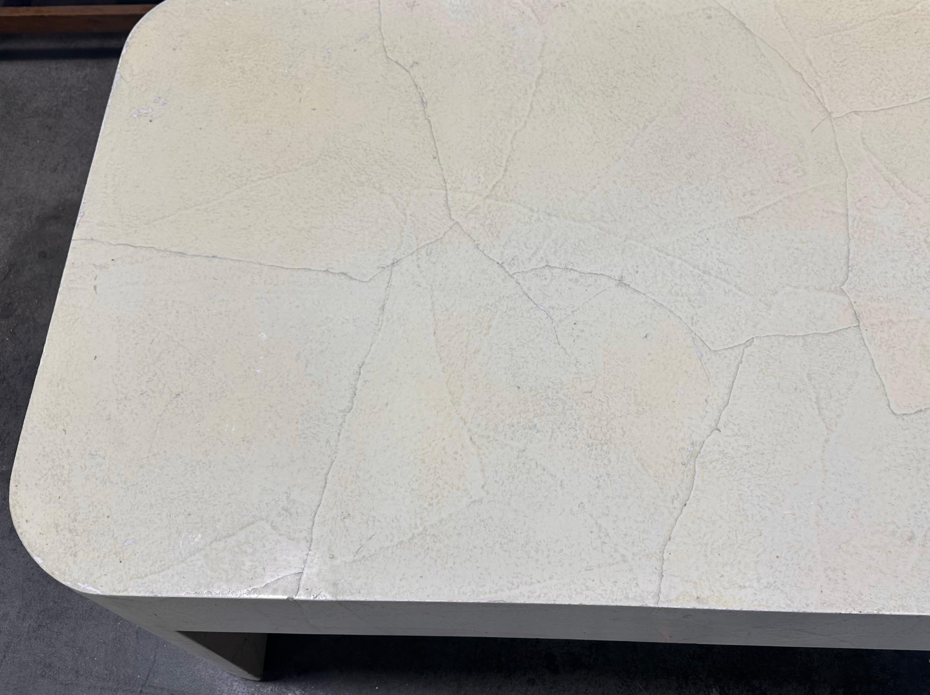 Table de cocktail trompe-l'œil Karl Springer Bon état - En vente à LOS ANGELES, CA