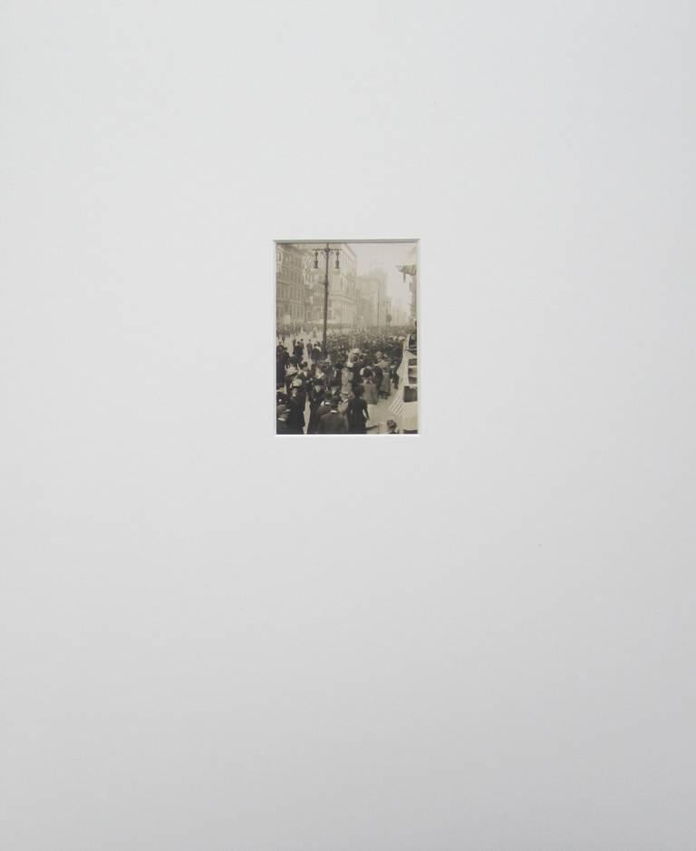 New York City Parade by Karl Struss, 1910, Vintage Gelatin Silver Print en vente 1