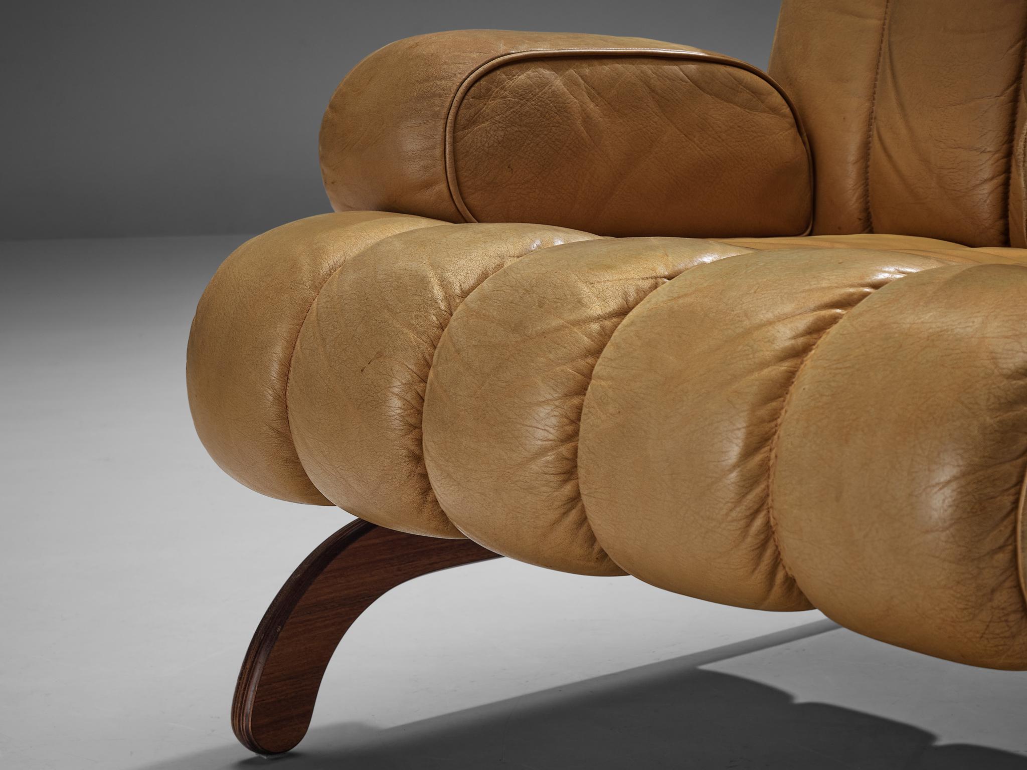 Karl Wittman Set of ‘Independence’ Lounge Chairs and Coffee Table in Leather 4