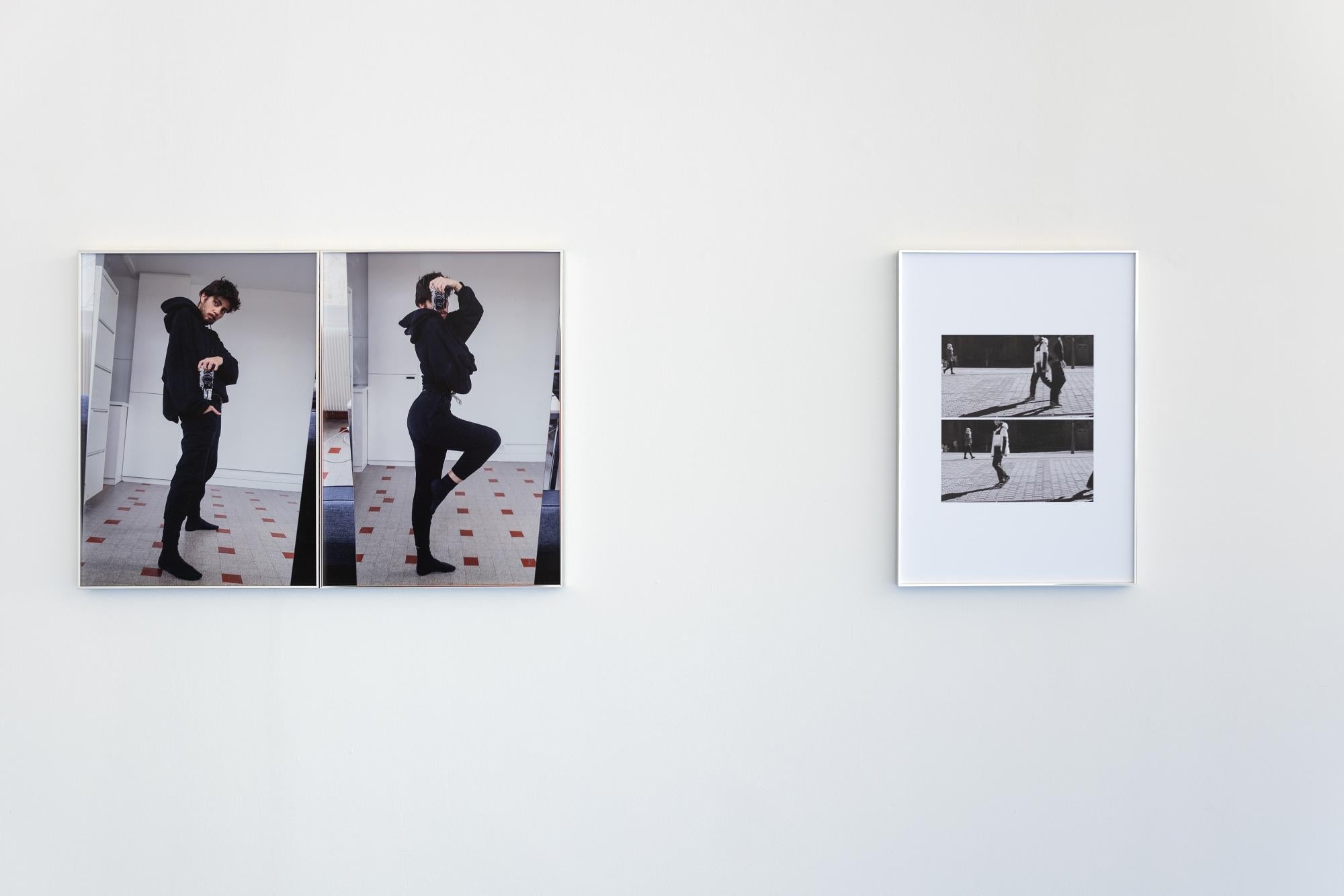 Karlo Masculin (Grau), Portrait Photograph, von Karla Hiraldo Voleau 
