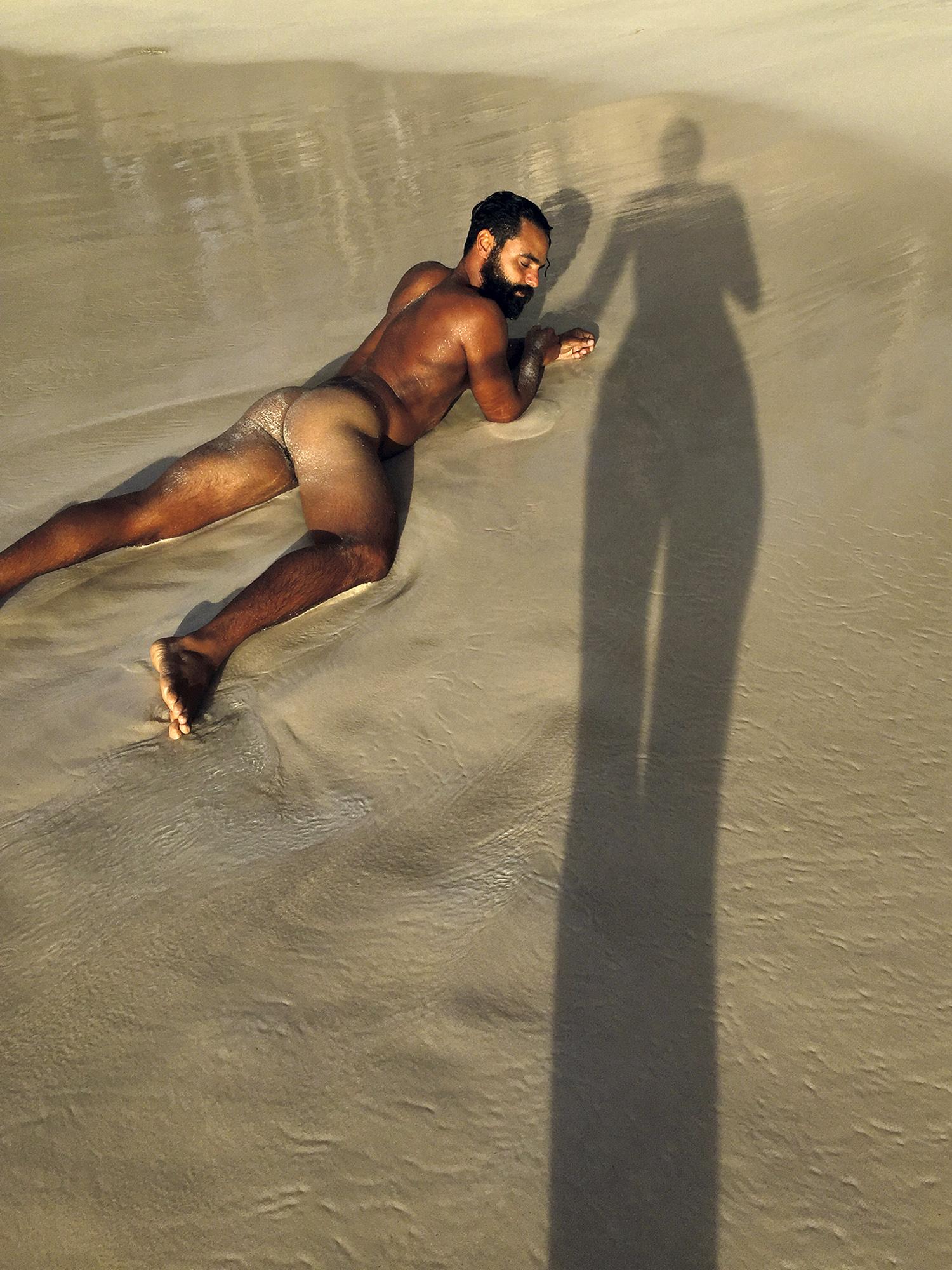 Nude Photograph di Karla Hiraldo Voleau  - Tocando a Dimas