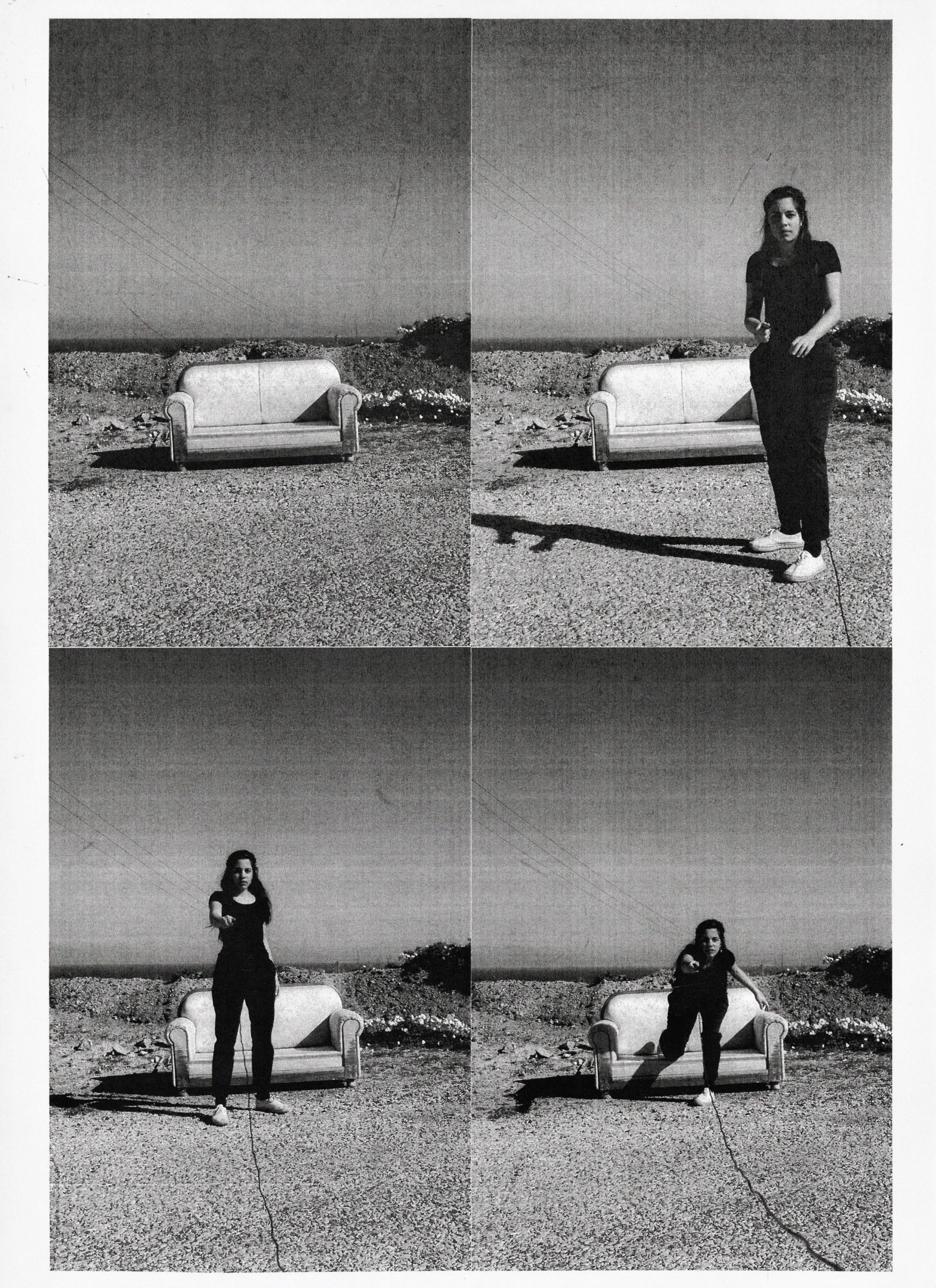 Black and White Photograph de Karla Hiraldo Voleau  - TV