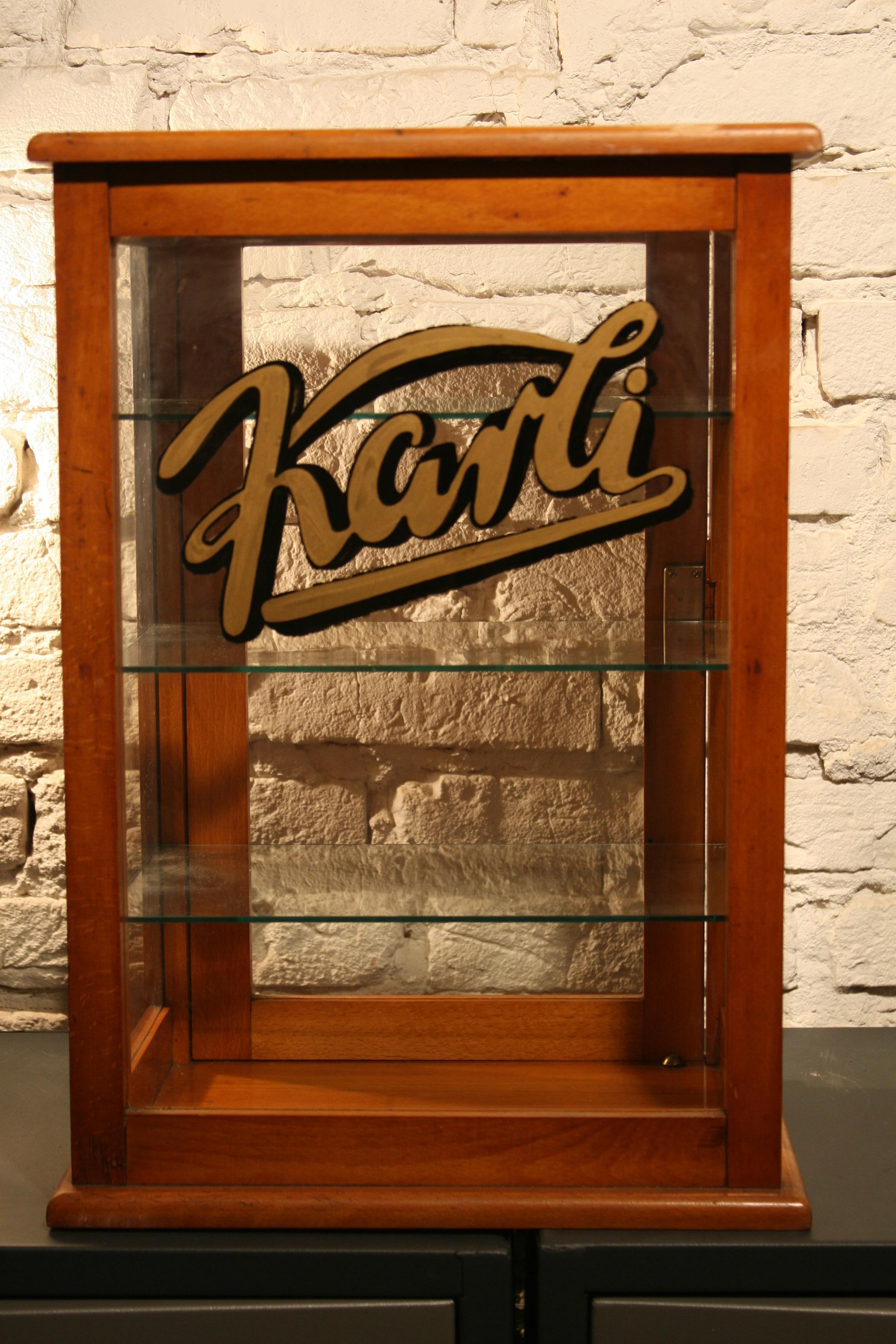 Karli Glass Shop Vitrine from the 1930s For Sale 6