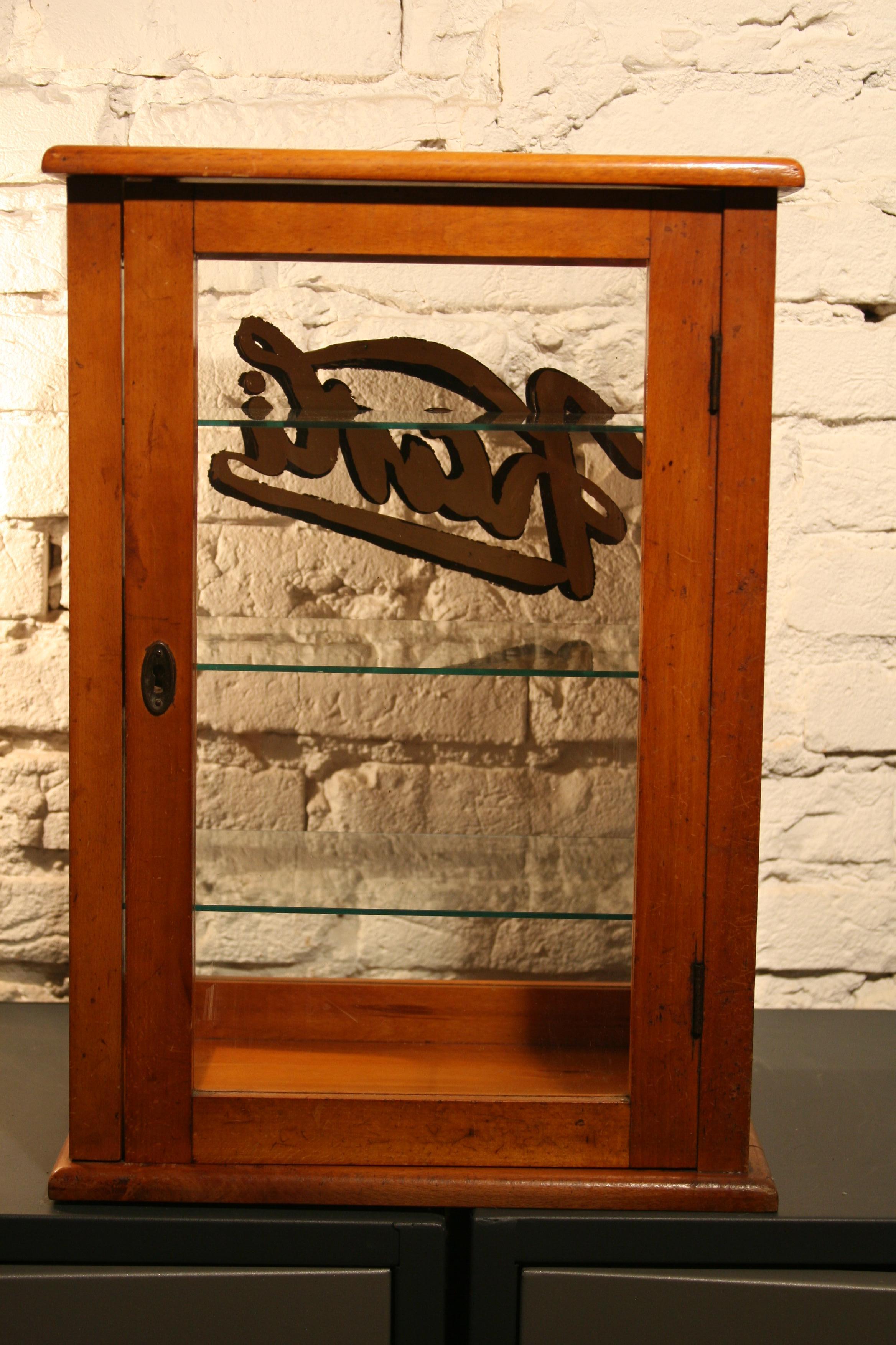 Karli Glass Shop Vitrine from the 1930s For Sale 3