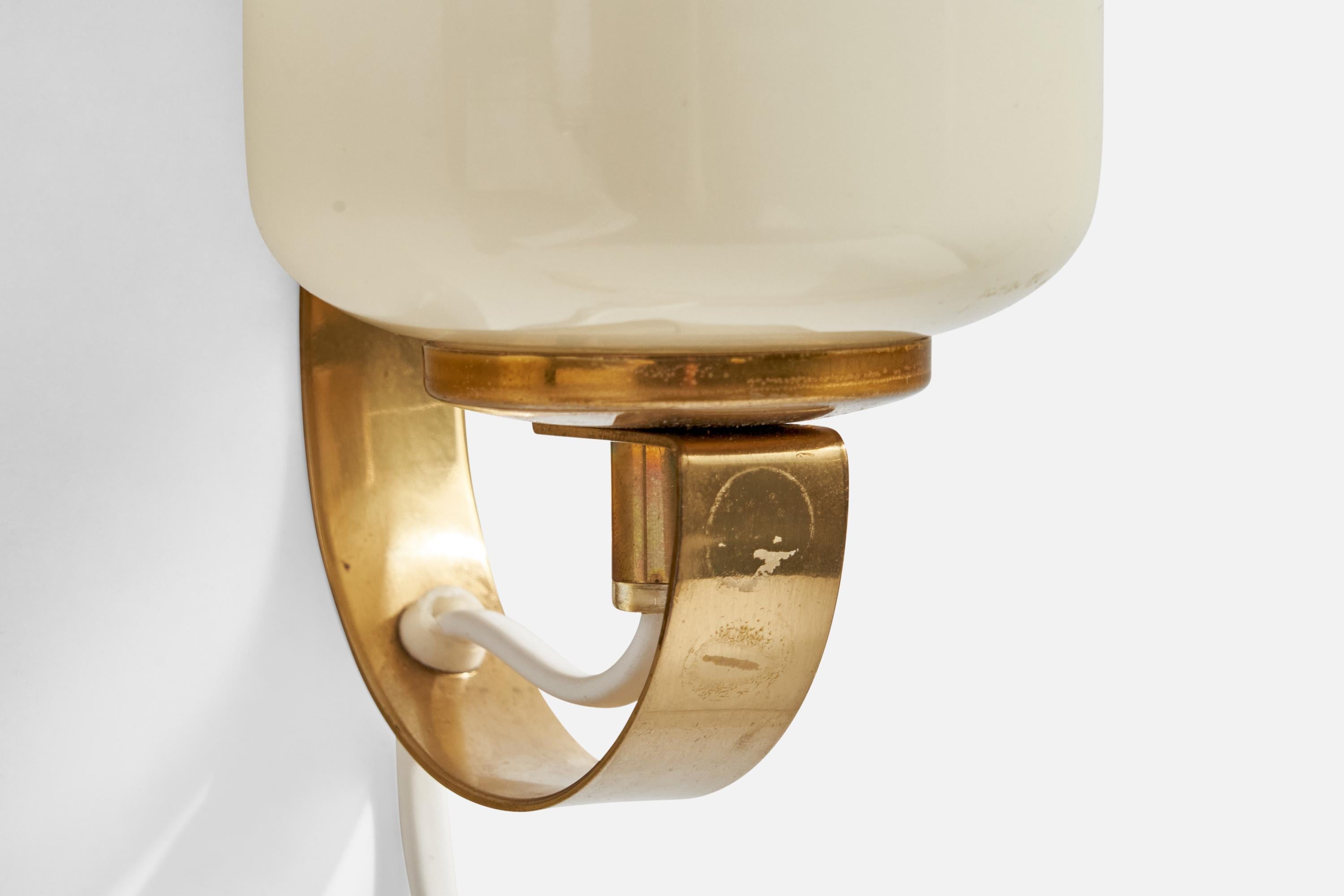 Karlskrona Lampfabrik, Wall Lights, Brass, Glass, Sweden, 1940s 3