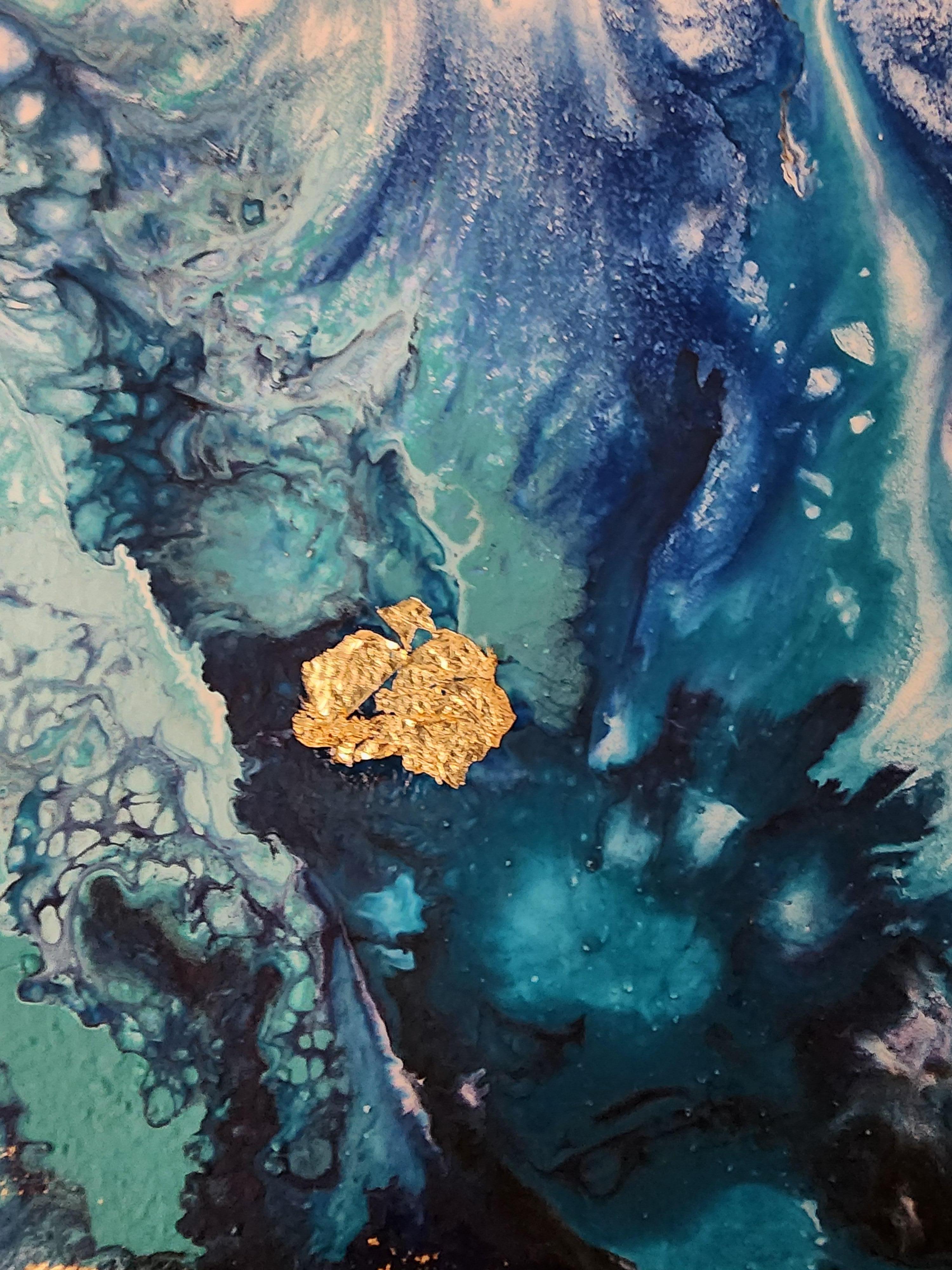 Golden Thread Blue Flow Abstract Expression Gilding Calm Ocean Sea Abundance For Sale 2