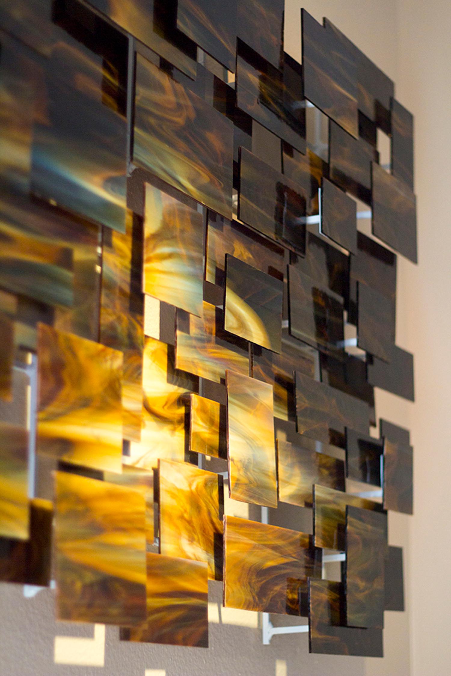 Cosmos, Escultura Abstracta 3D Original de Vidrio y Metal para Pared, Arte Moderno - Abstract Sculpture Beige de Karo Martirosyan
