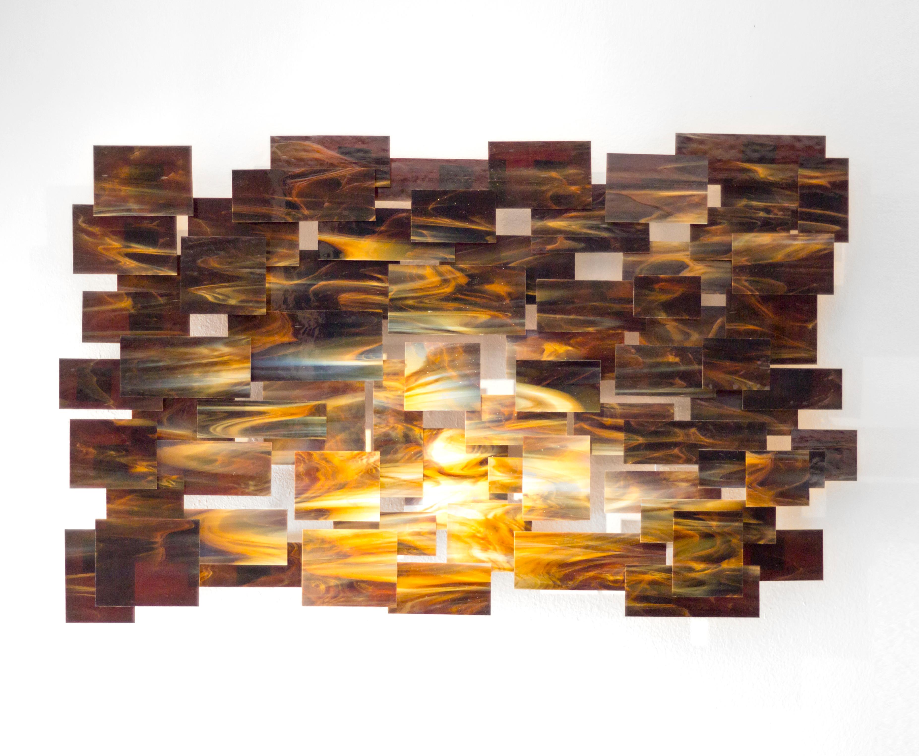 Abstract Sculpture de Karo Martirosyan - Cosmos, Escultura Abstracta 3D Original de Vidrio y Metal para Pared, Arte Moderno